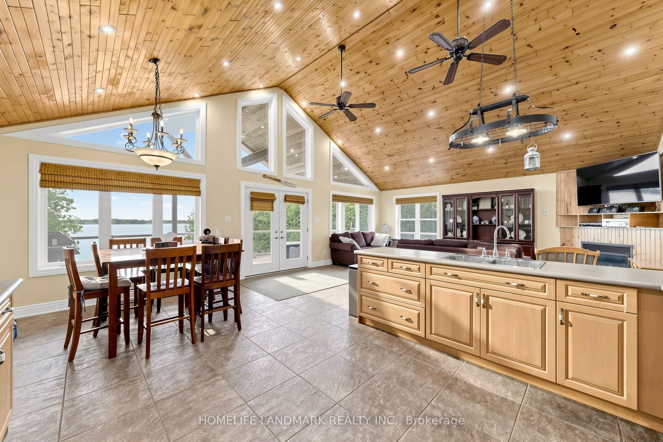 111 Campbell Beach Road Property Photo 11