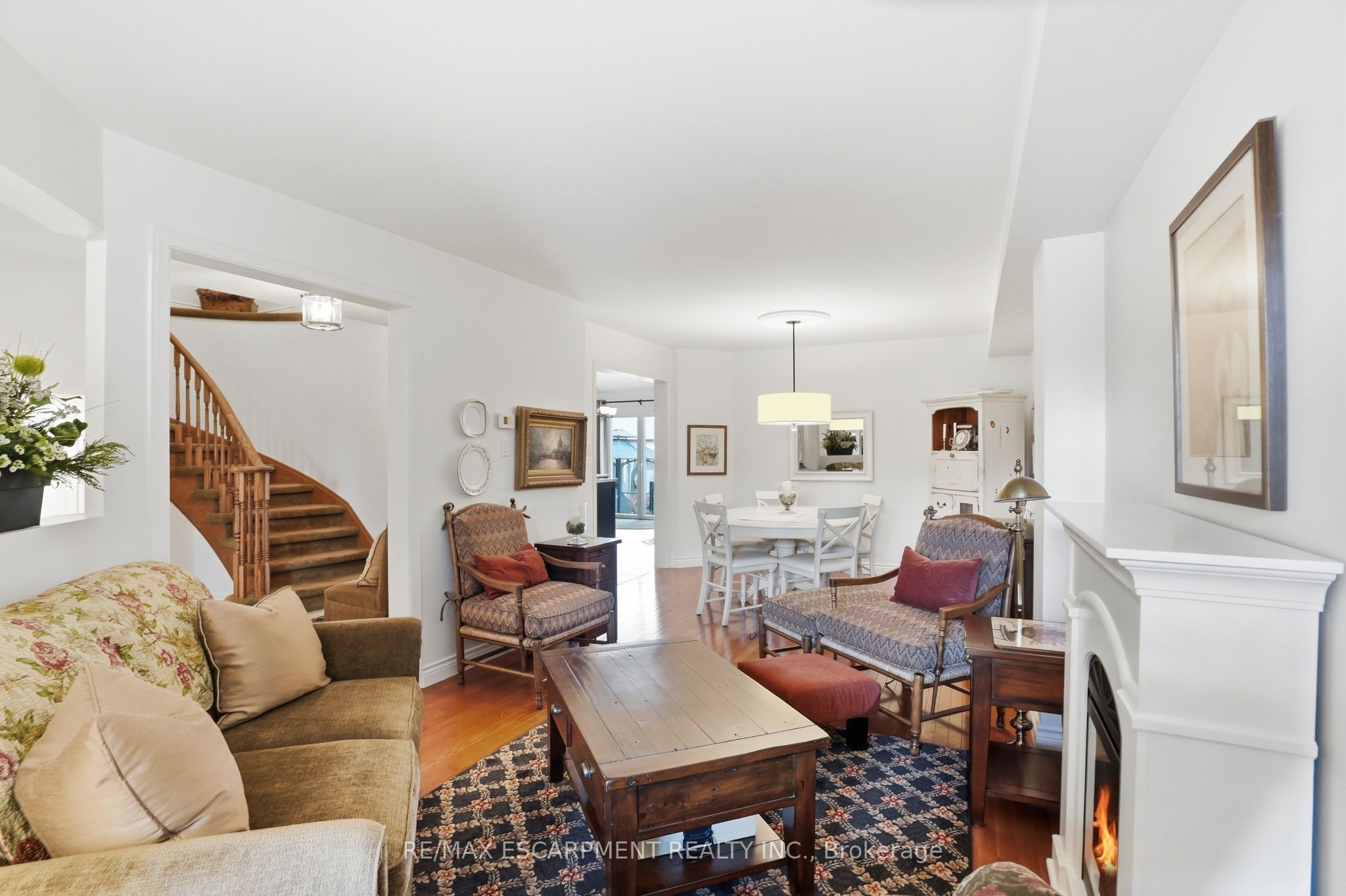 64 Redfern Avenue Property Photo 10