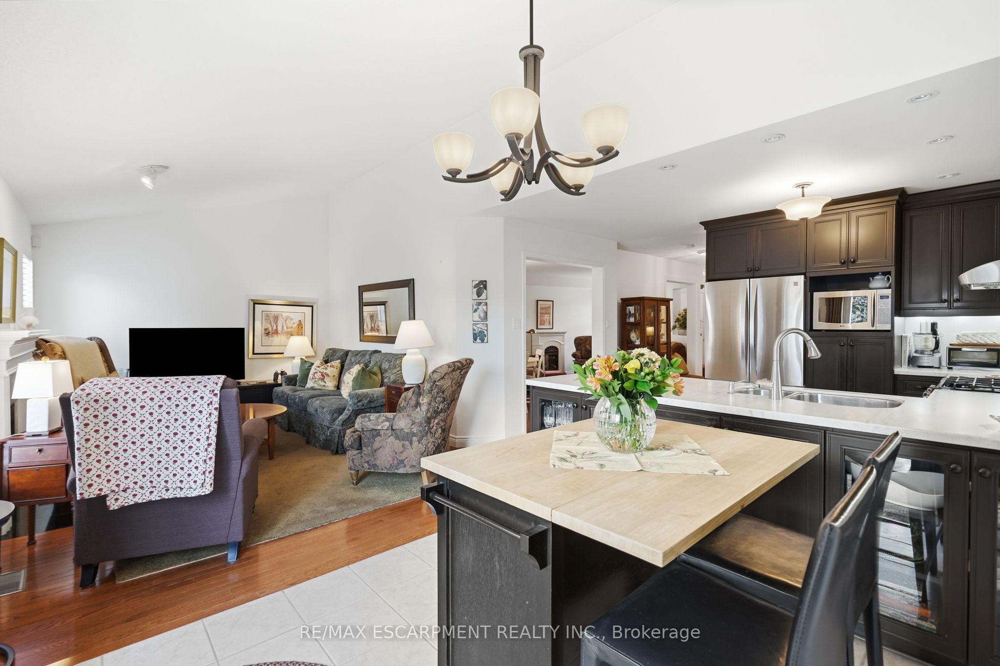 64 Redfern Avenue Property Photo 19