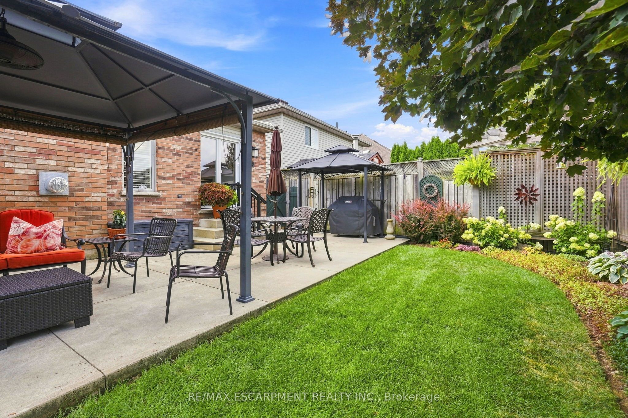 64 Redfern Avenue Property Photo 45