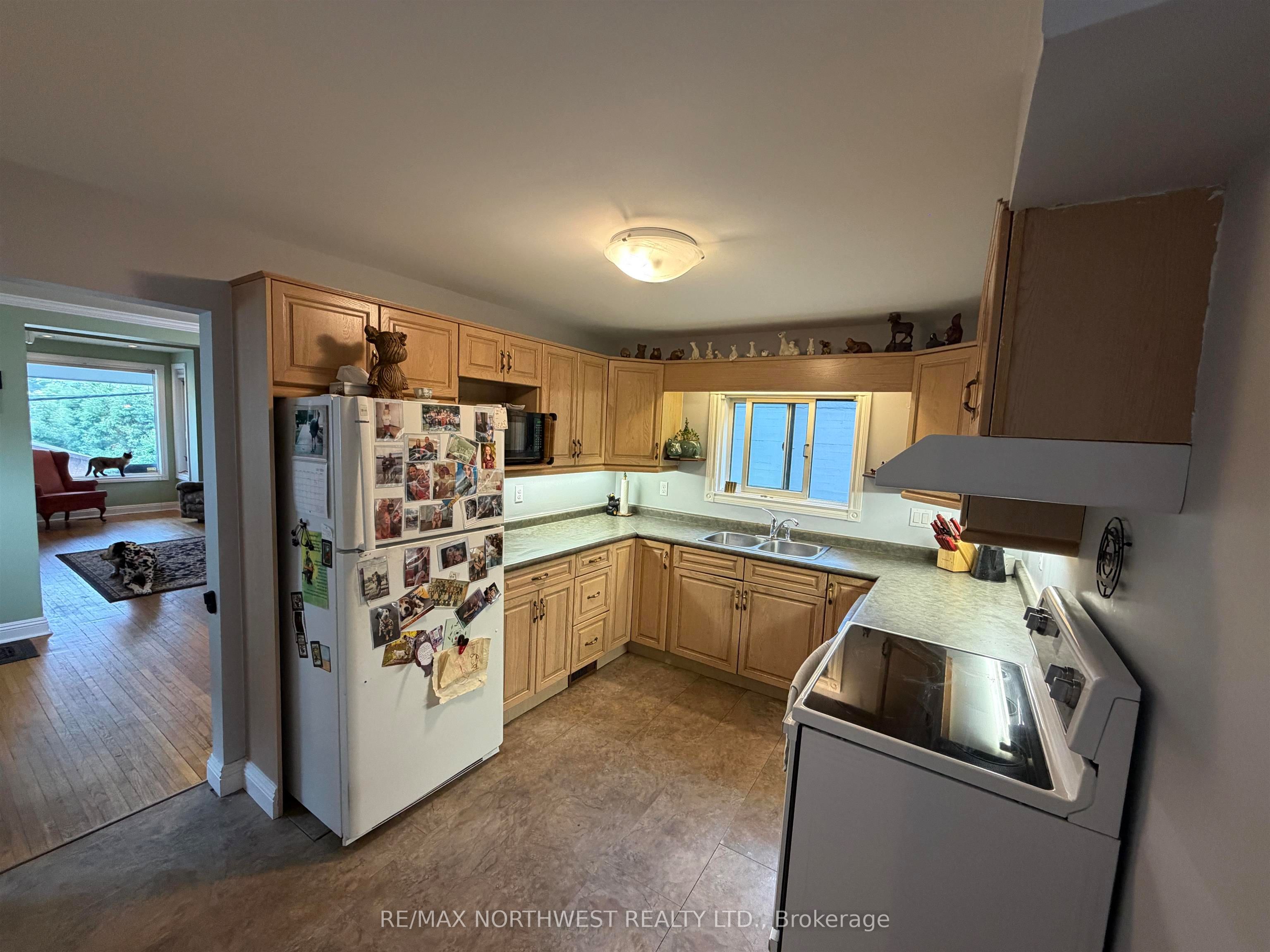 512 Third Street South Property Photo 5