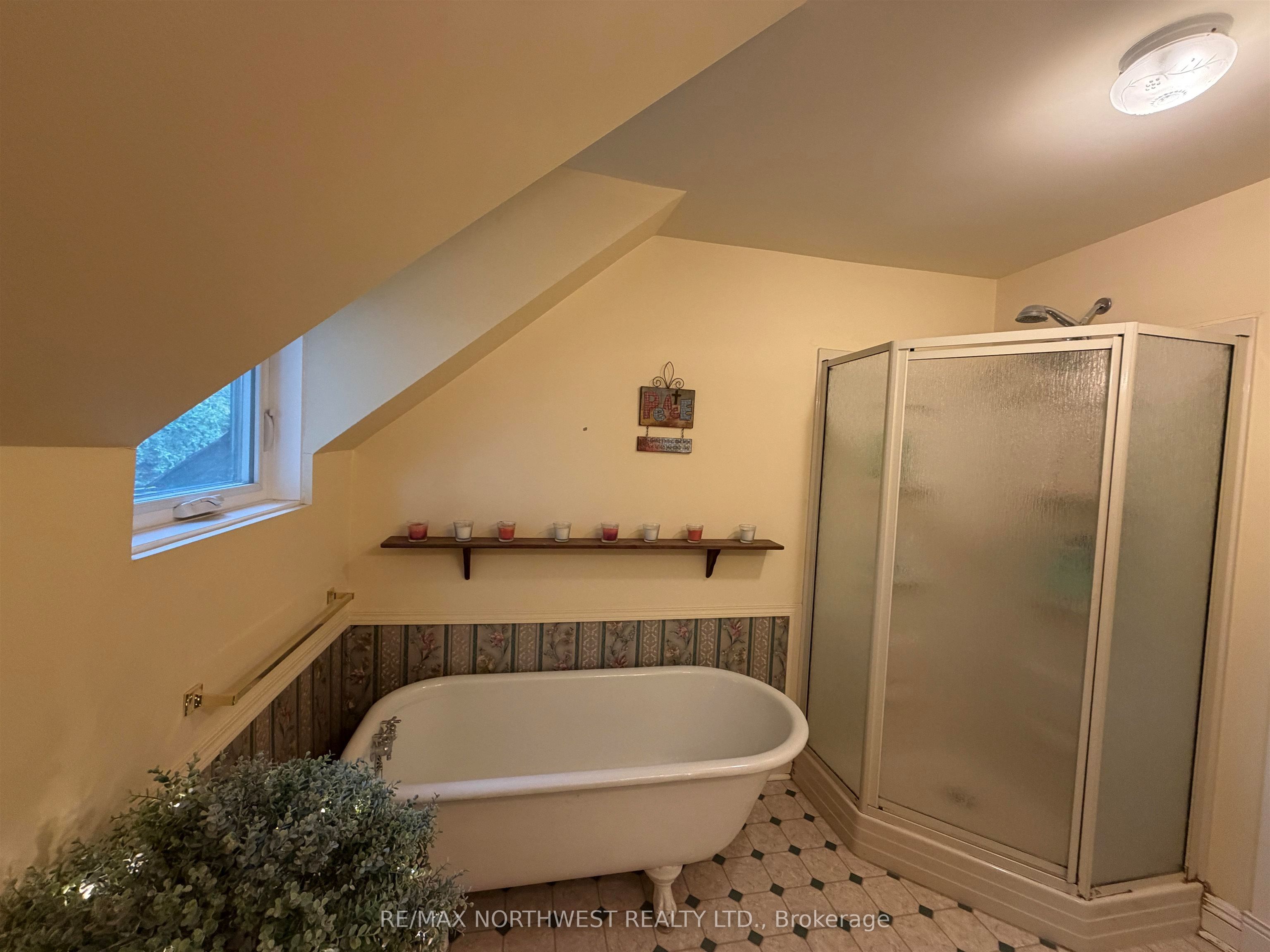 512 Third Street South Property Photo 9