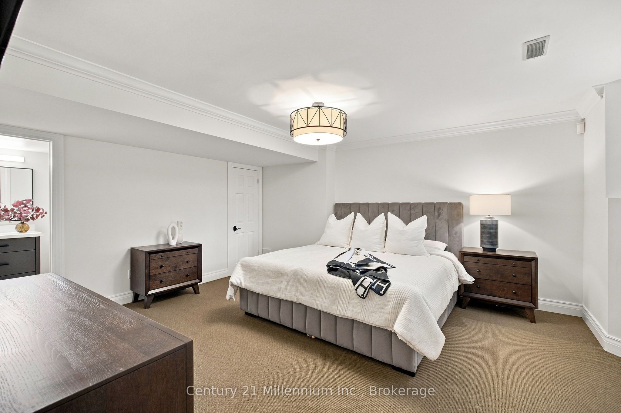 129 Blueski George Crescent Property Photo 42
