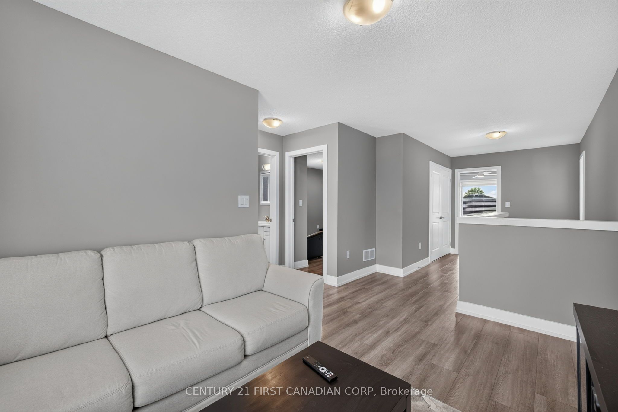 362 Edgevalley Road Property Photo 25