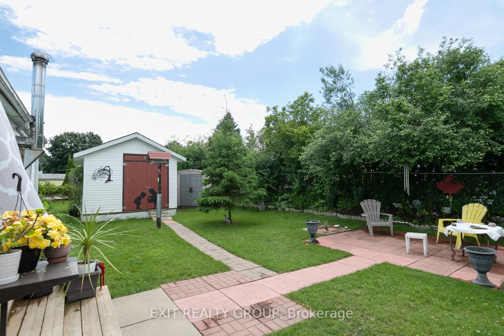 107 Eastview Boulevard Property Photo 23