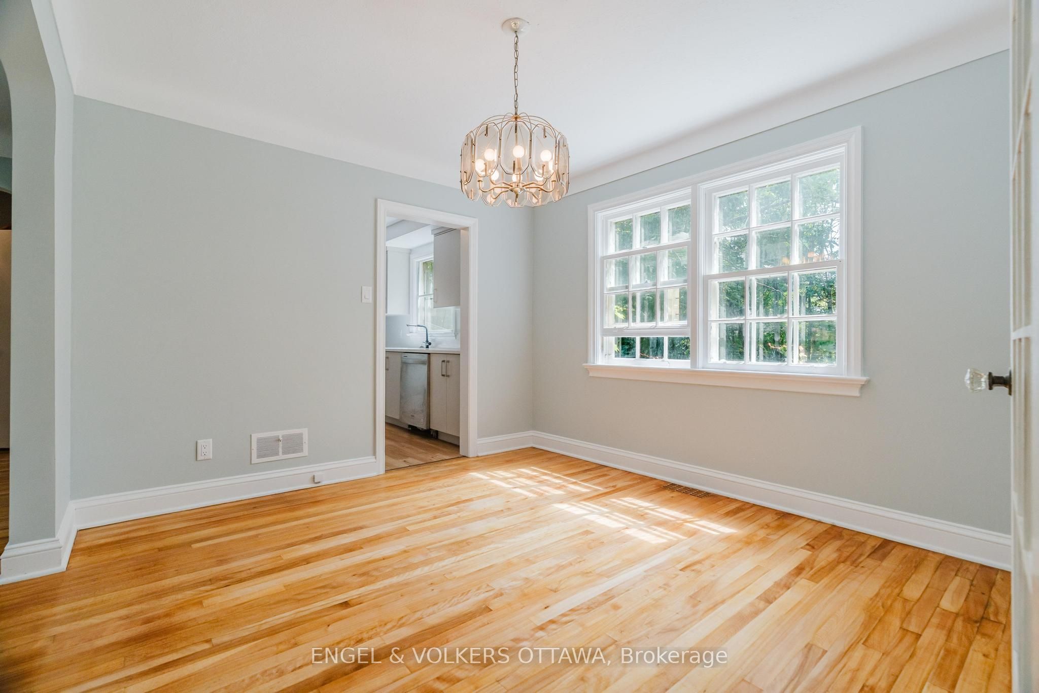 2028 Carling Avenue Property Photo 17
