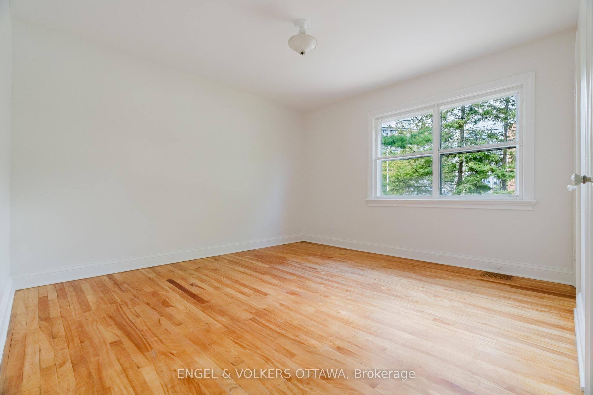 2028 Carling Avenue Property Photo 29