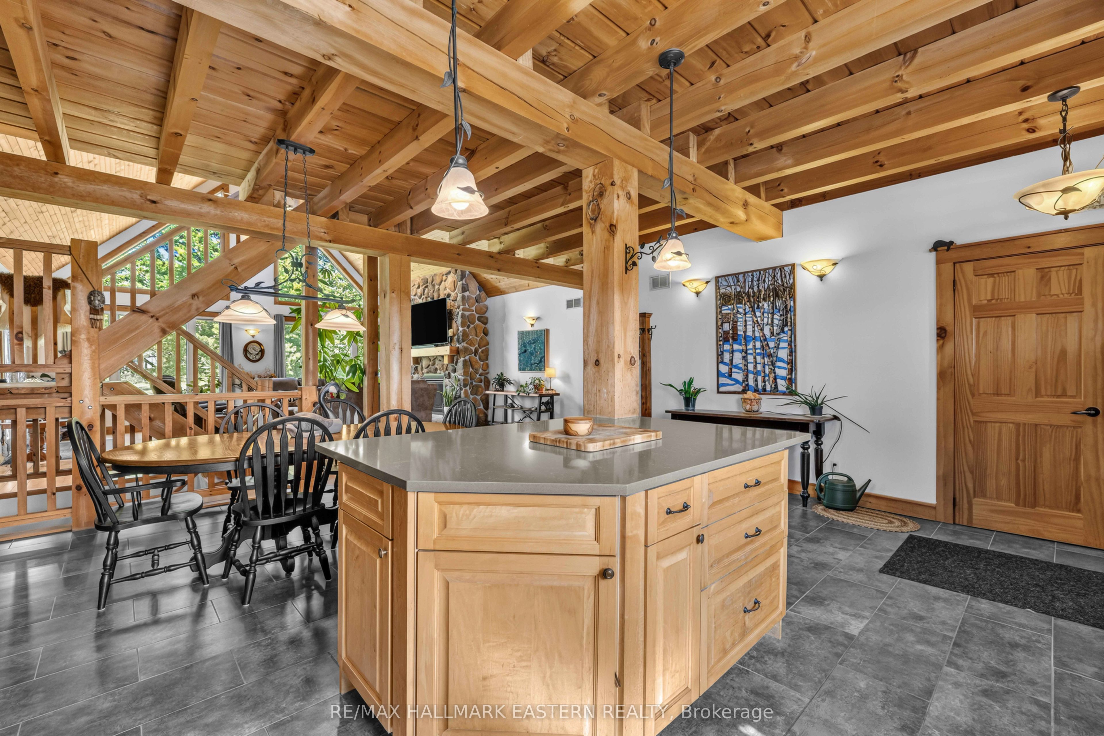 184 Golf Course Road Property Photo 7