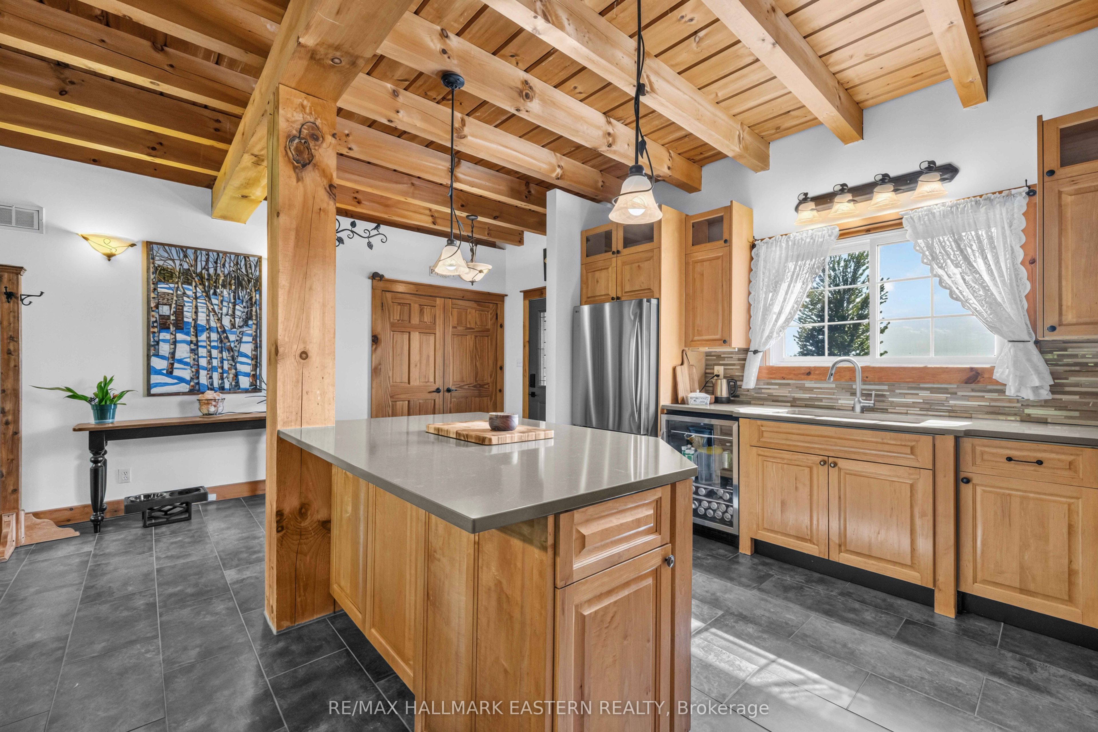 184 Golf Course Road Property Photo 8