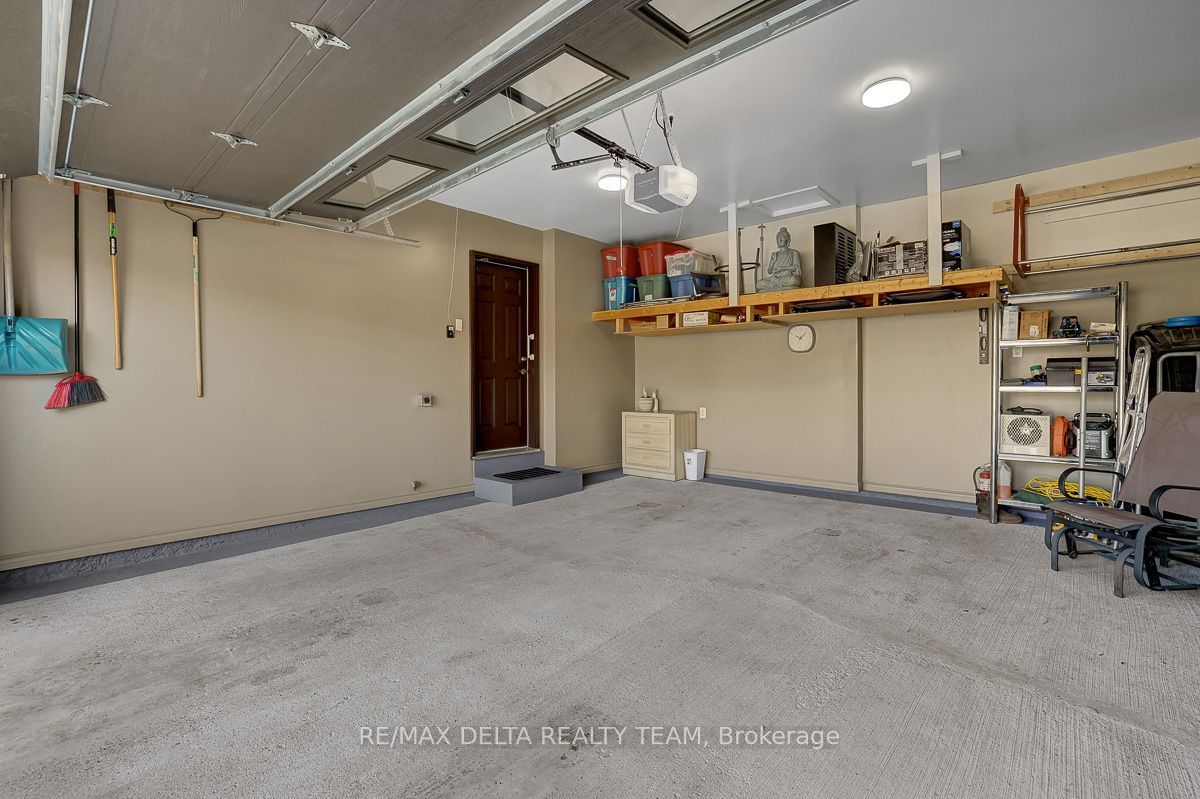 1032 Valin Street Property Photo 37