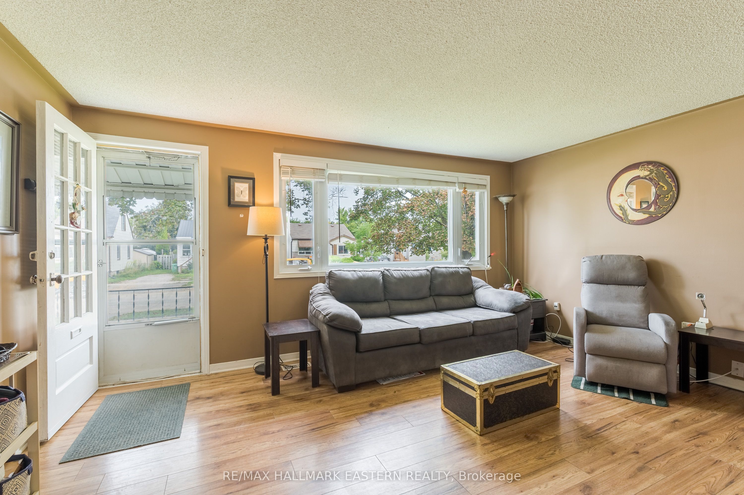 767 Duffus Street Property Photo 4