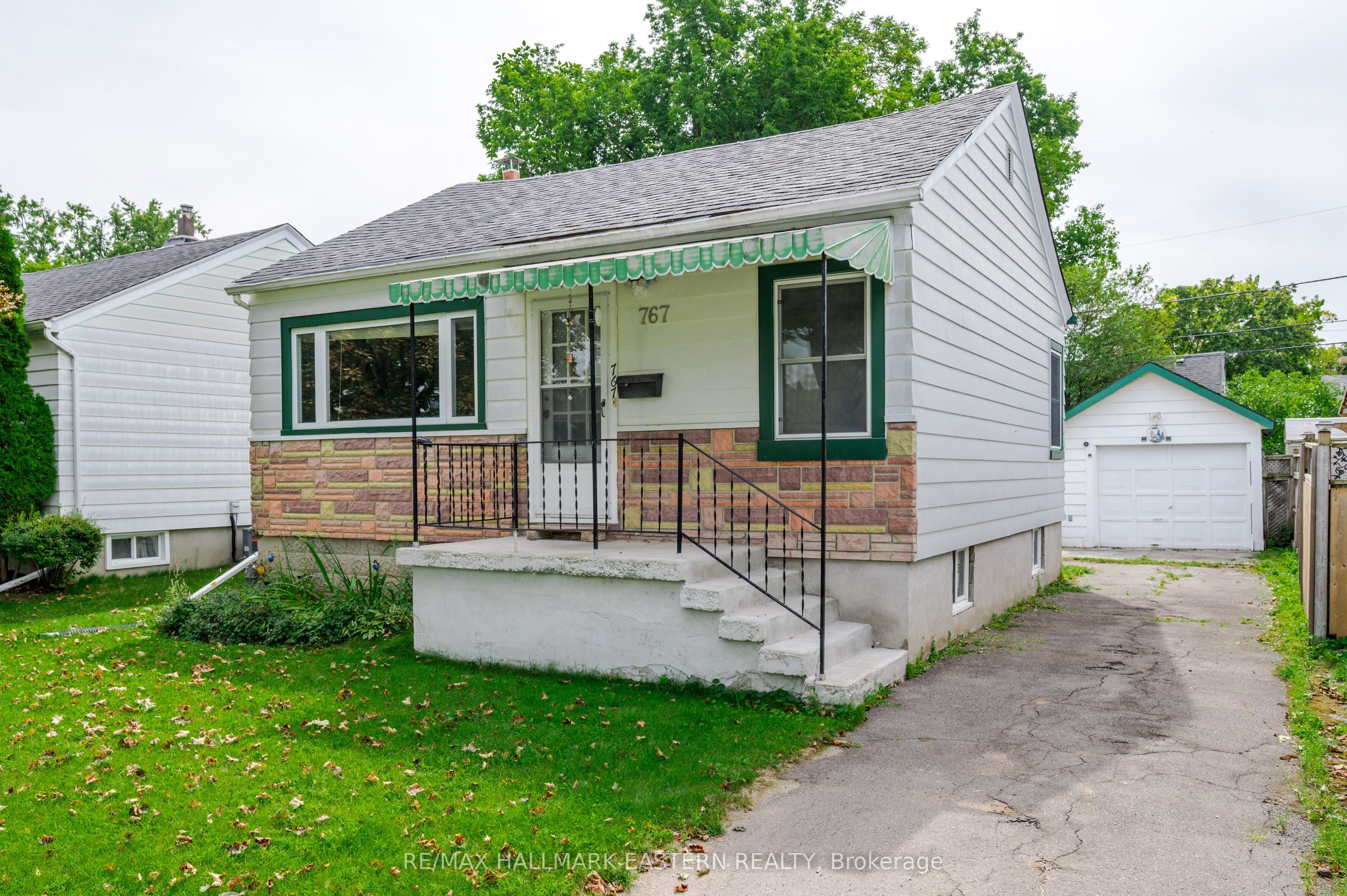 767 Duffus Street Property Photo 38