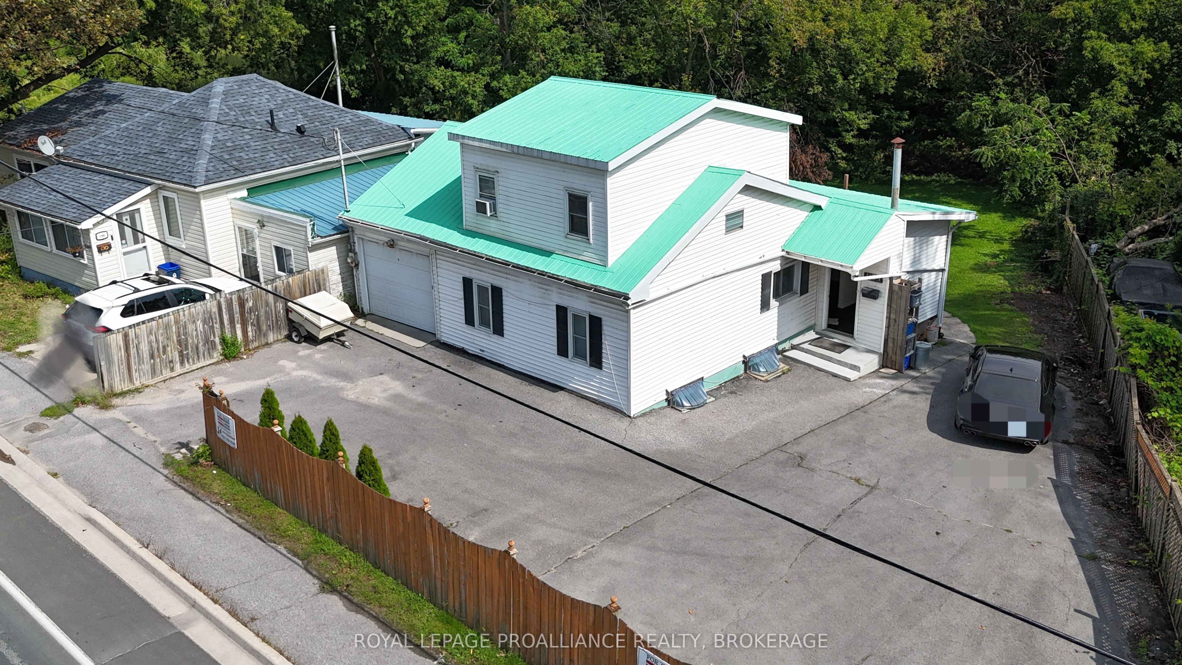 1105 Montreal Street Property Photo 1