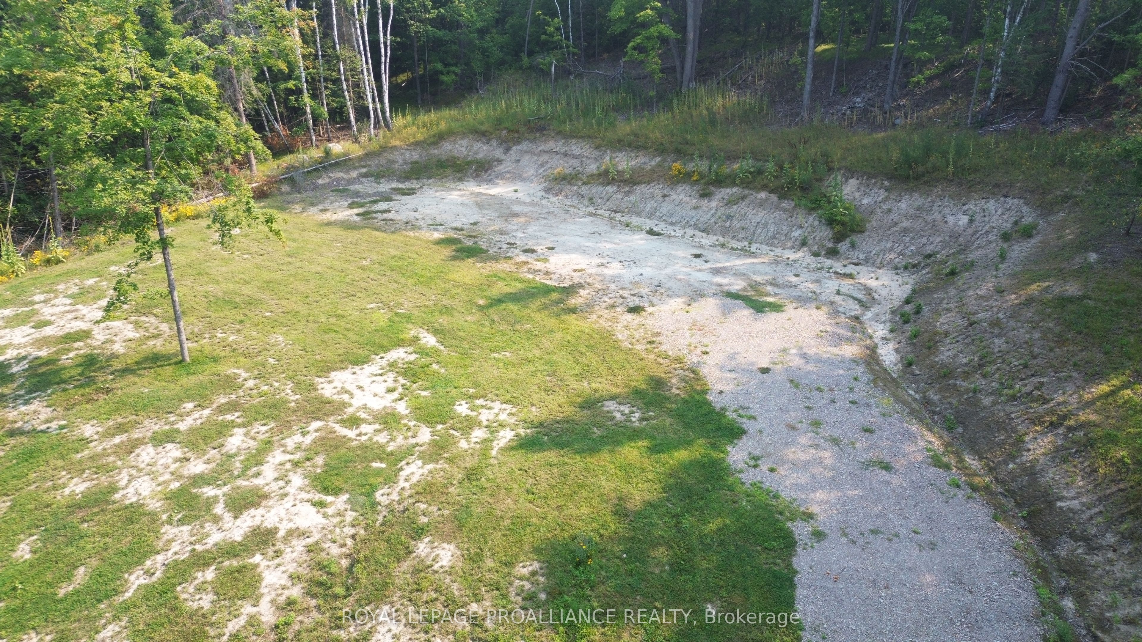 1054 Centre Line Road Property Photo 15