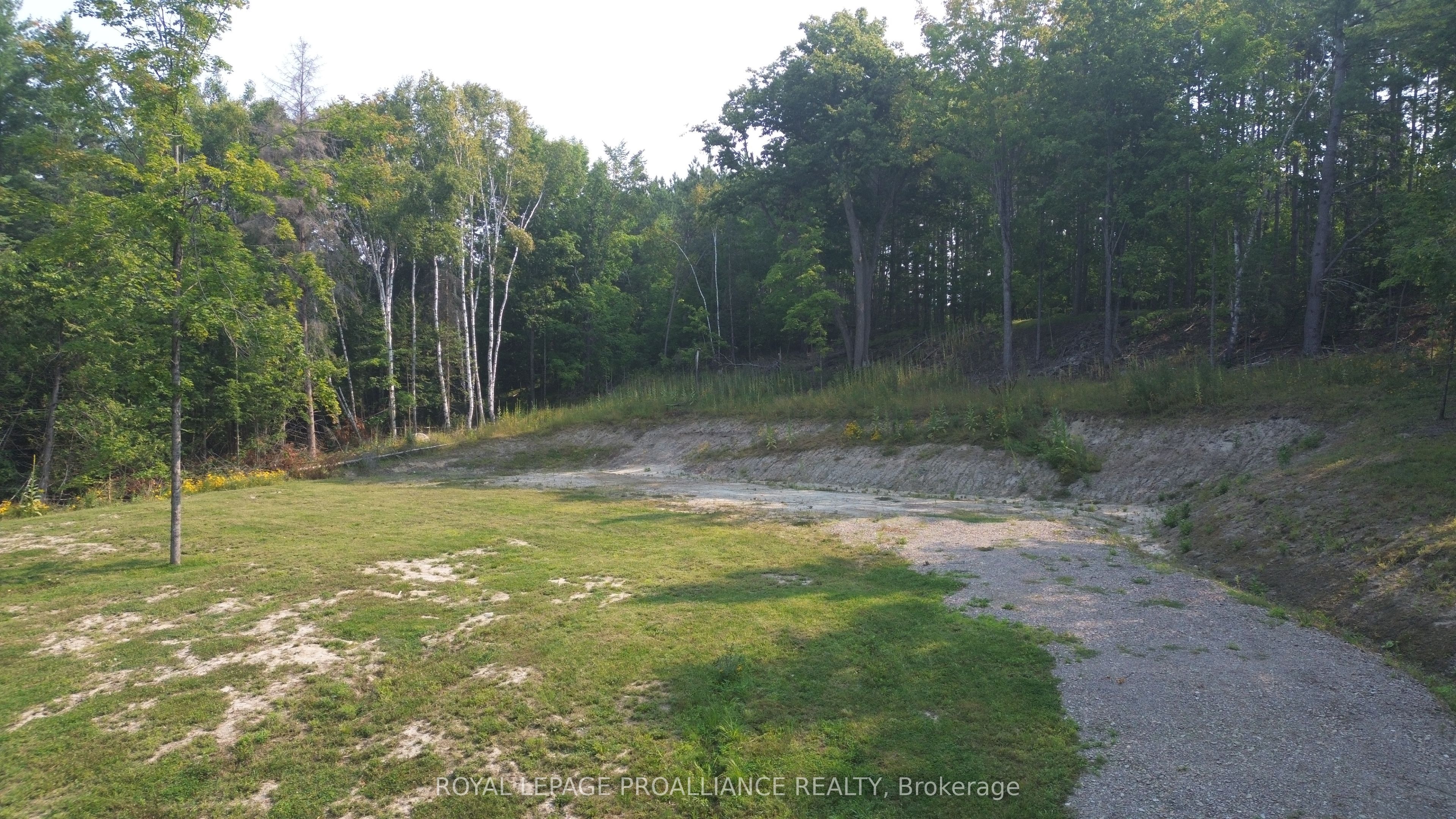 1054 Centre Line Road Property Photo 16