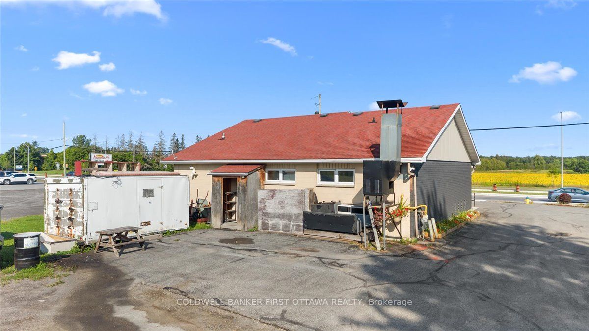 2820 County Rd 43 Road N Property Photo 31