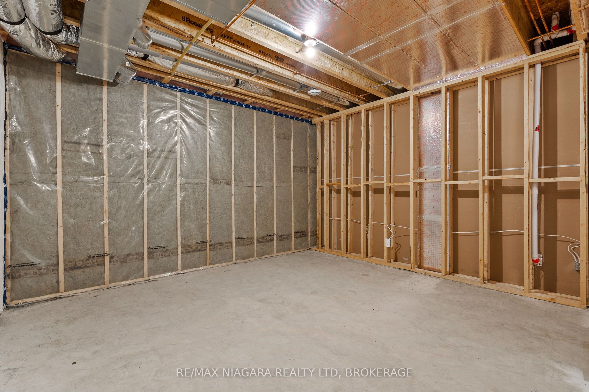 37 Peach Tree Common Property Photo 29