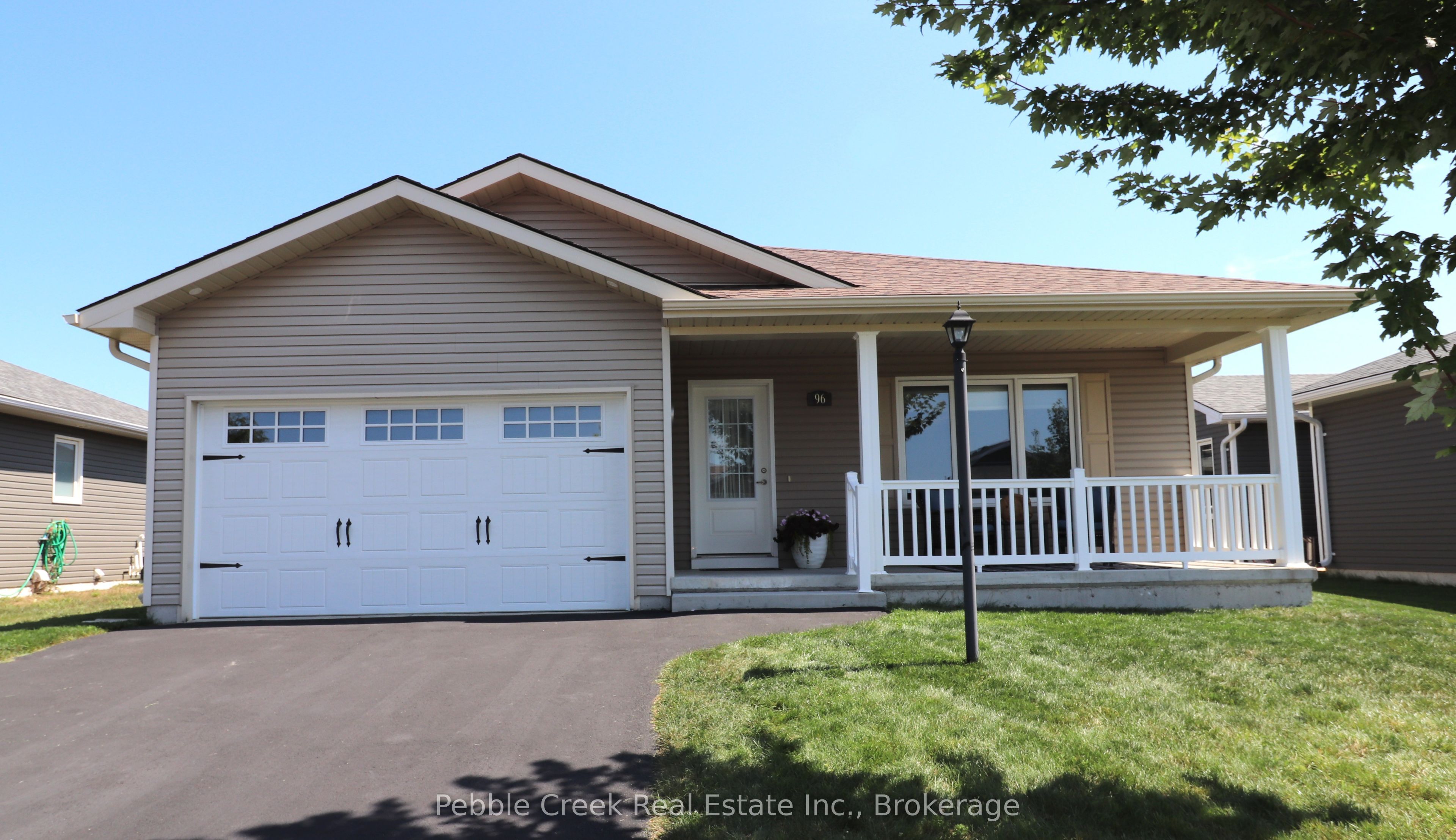 96 Lake Breeze Drive Property Photo 1