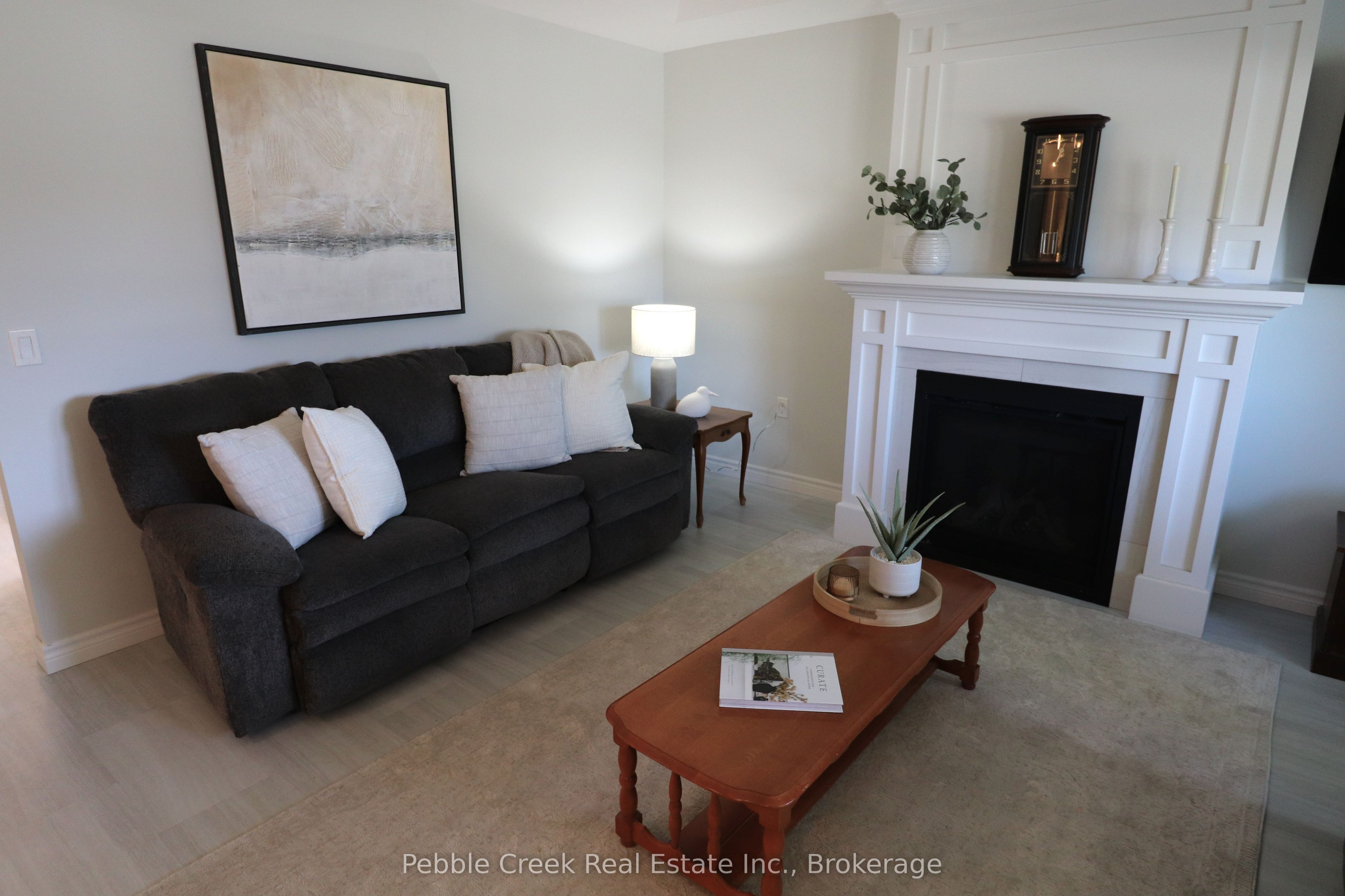 96 Lake Breeze Drive Property Photo 8