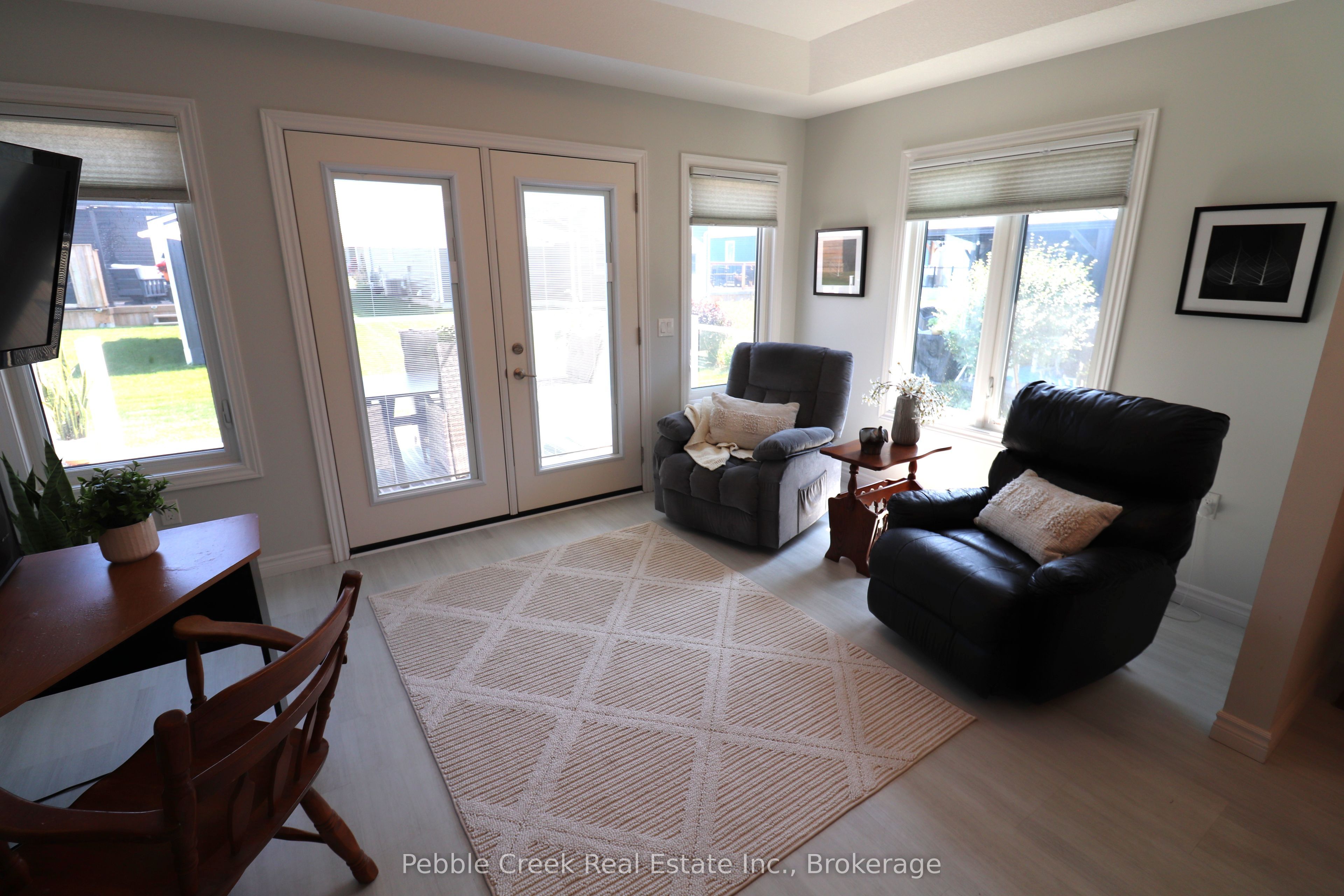 96 Lake Breeze Drive Property Photo 22