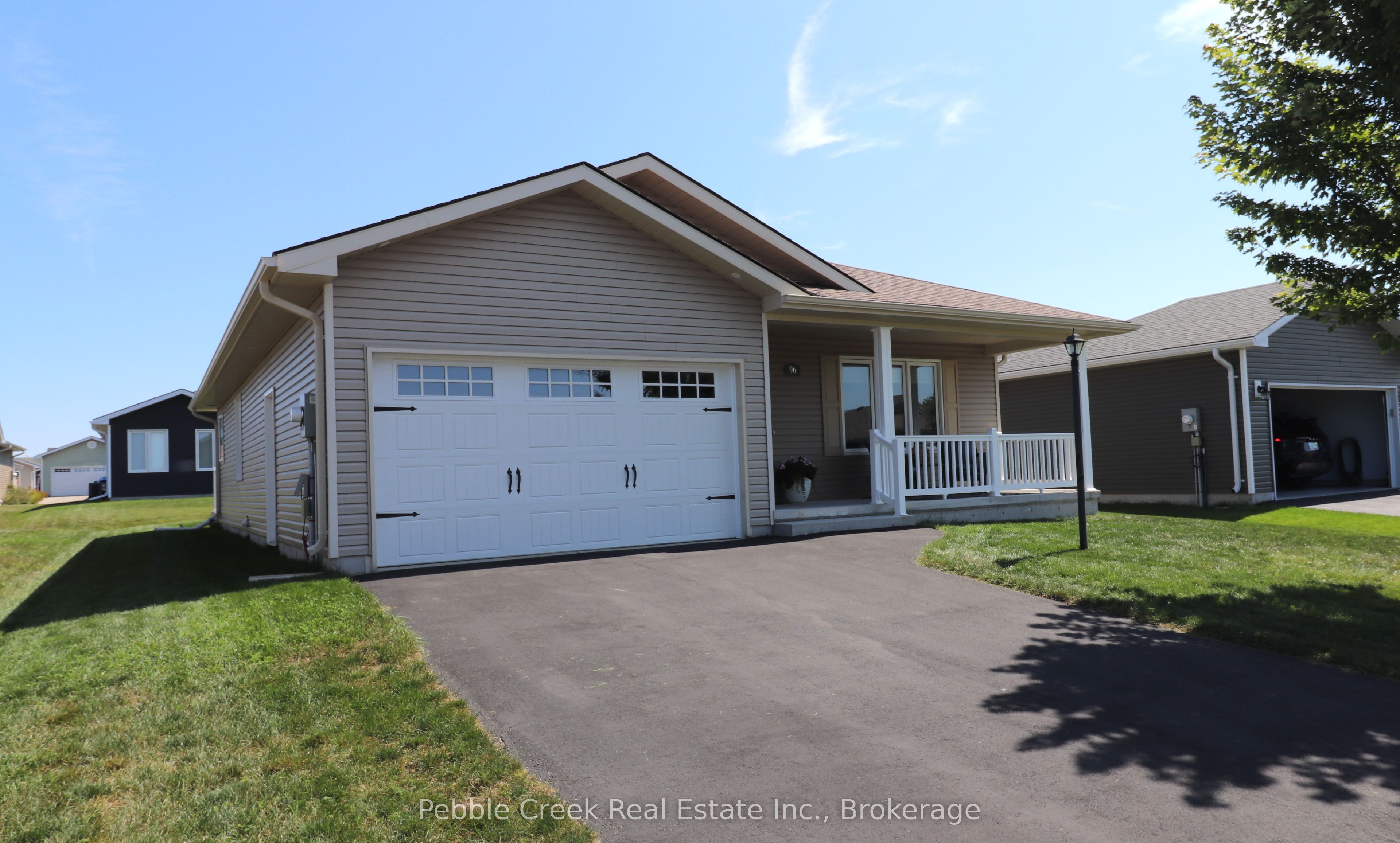 96 Lake Breeze Drive Property Photo 36