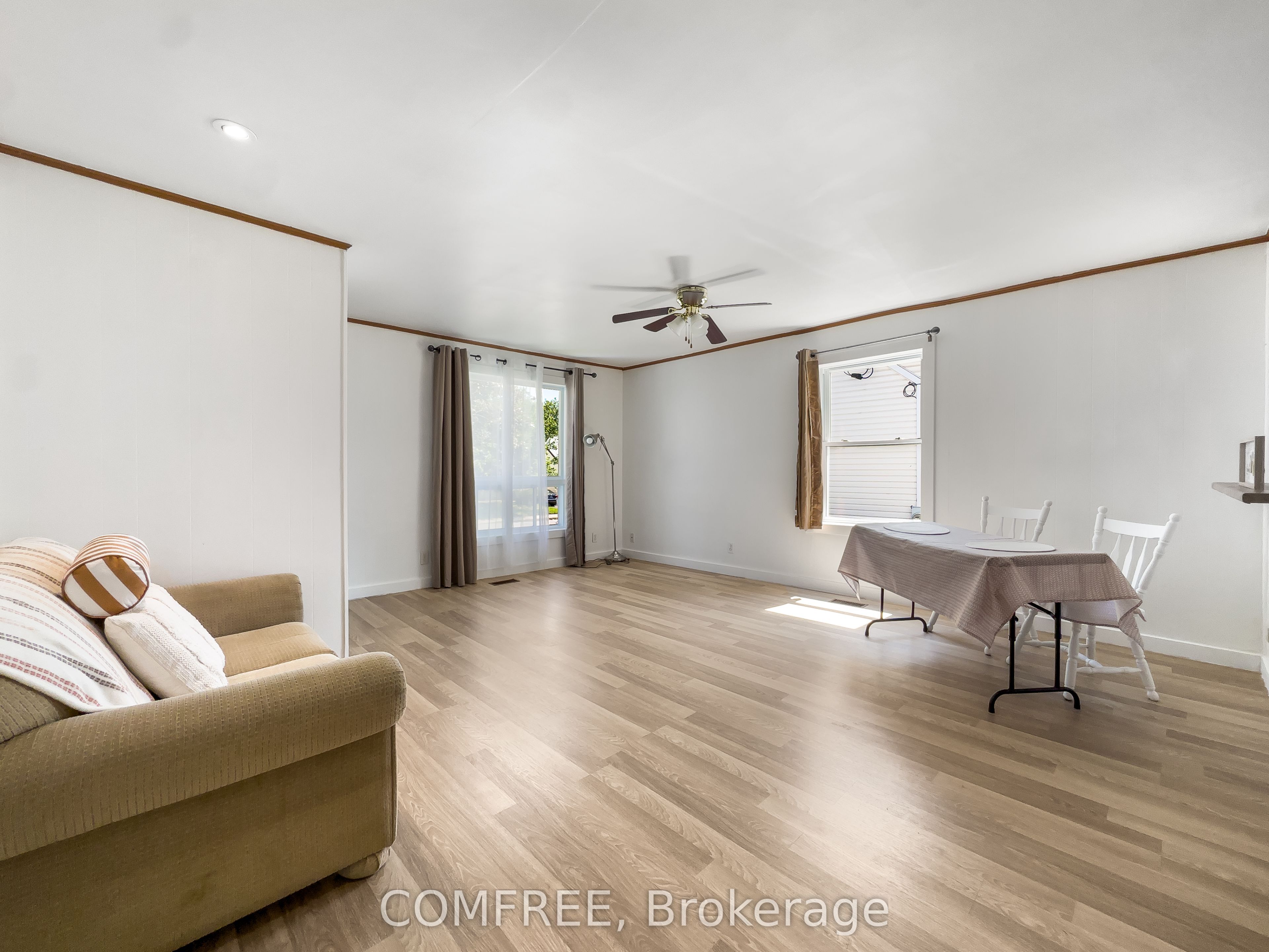 84 Carleton Street Property Photo 6