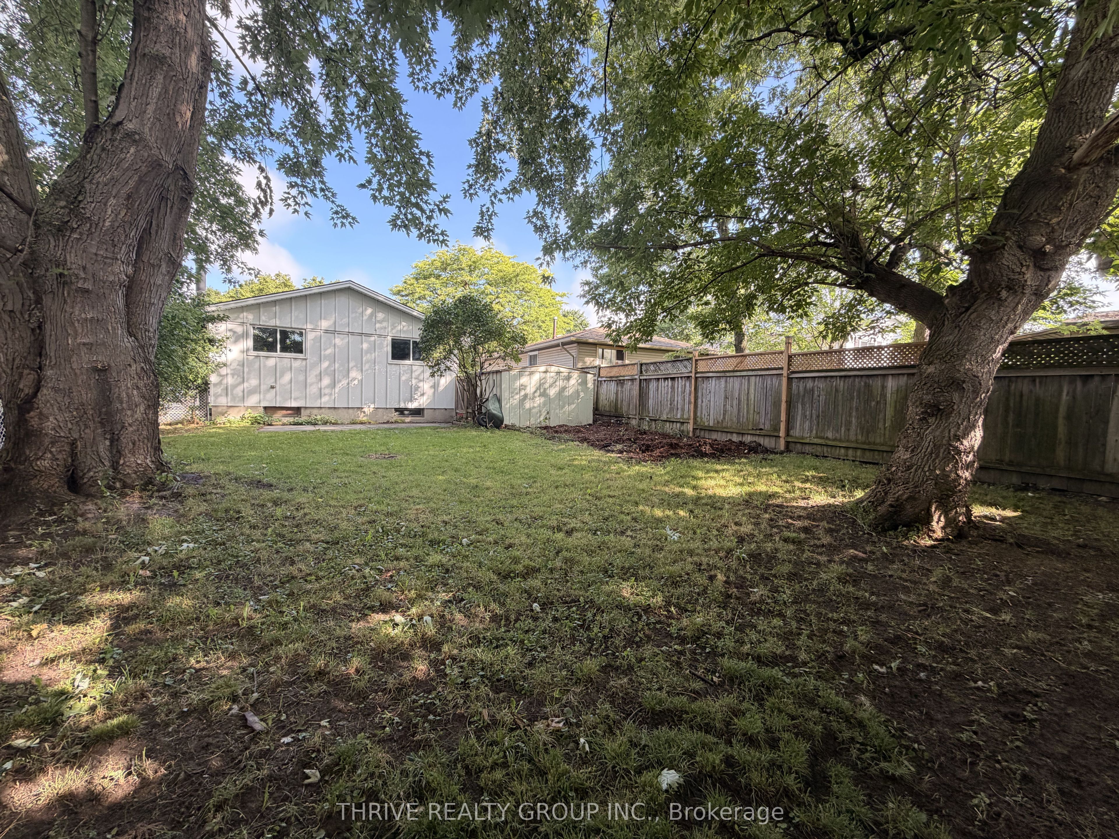 202 Muriel Crescent Property Photo 25