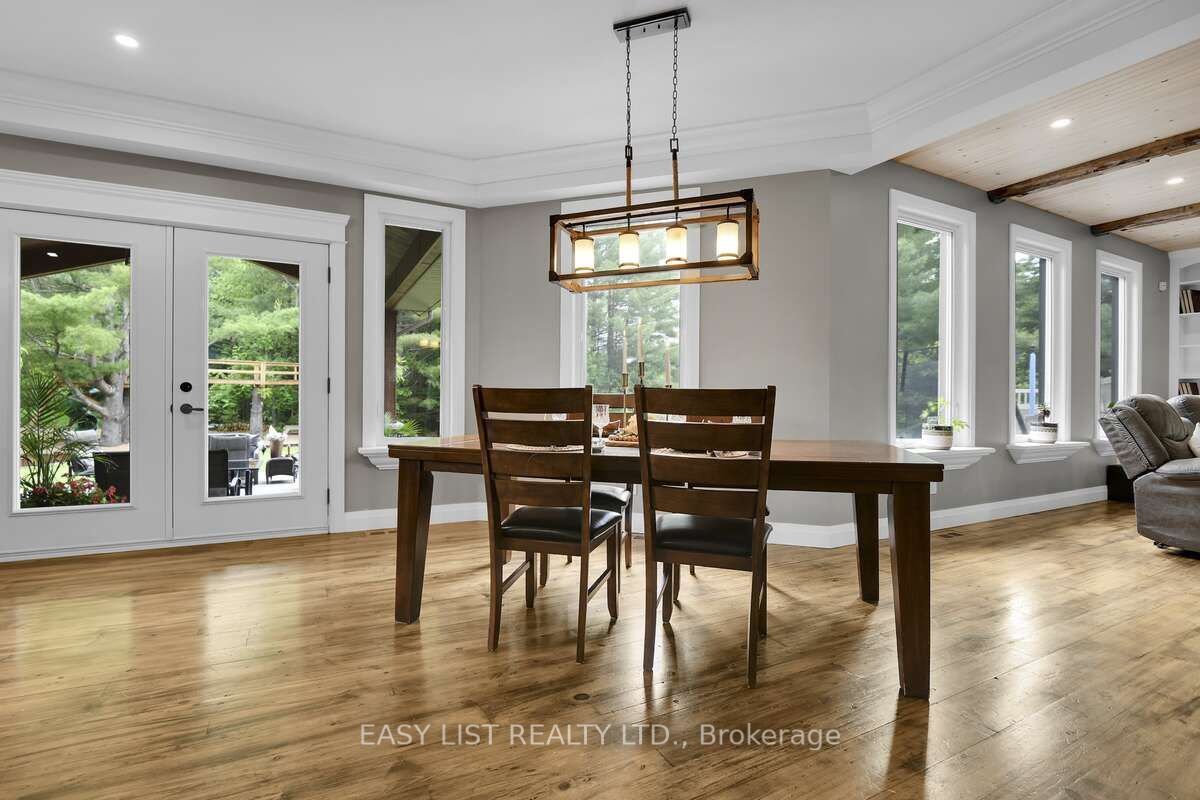 2882 B Line Road Property Photo 7