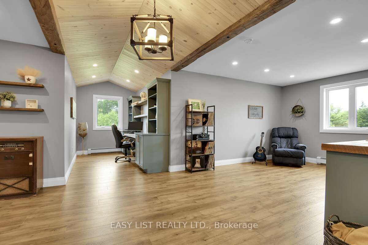 2882 B Line Road Property Photo 22