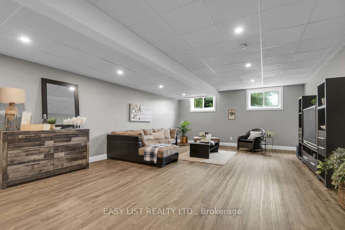 2882 B Line Road Property Photo 23