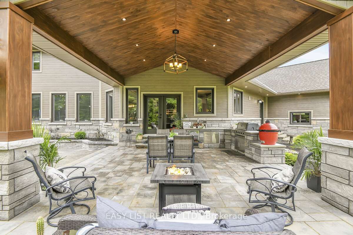 2882 B Line Road Property Photo 31