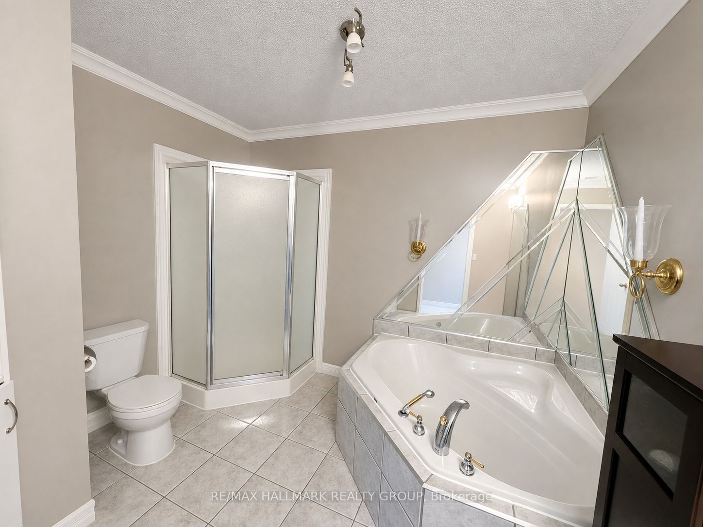 669 Spence Avenue 6 Property Photo 11
