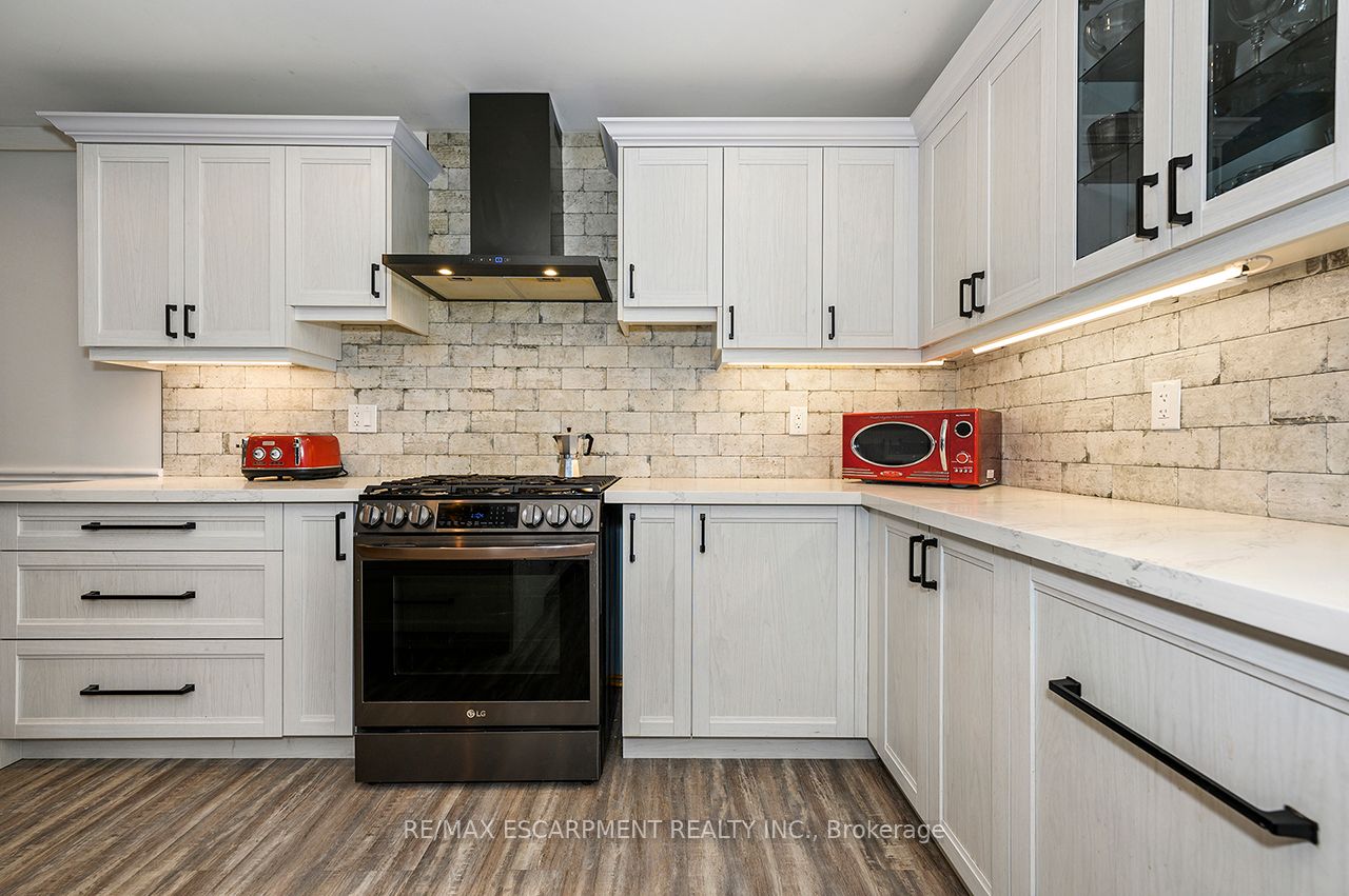 1068 Xavier Street Property Photo 11