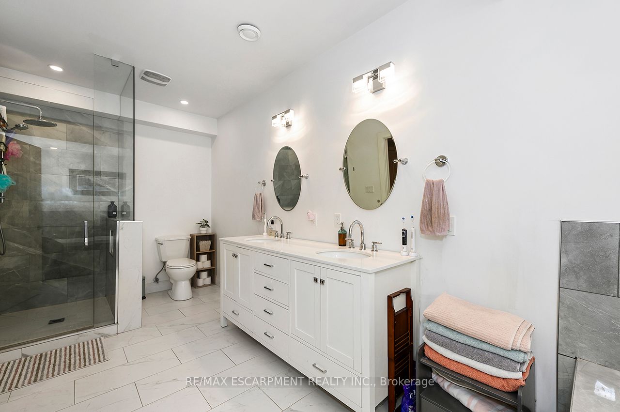 1068 Xavier Street Property Photo 32