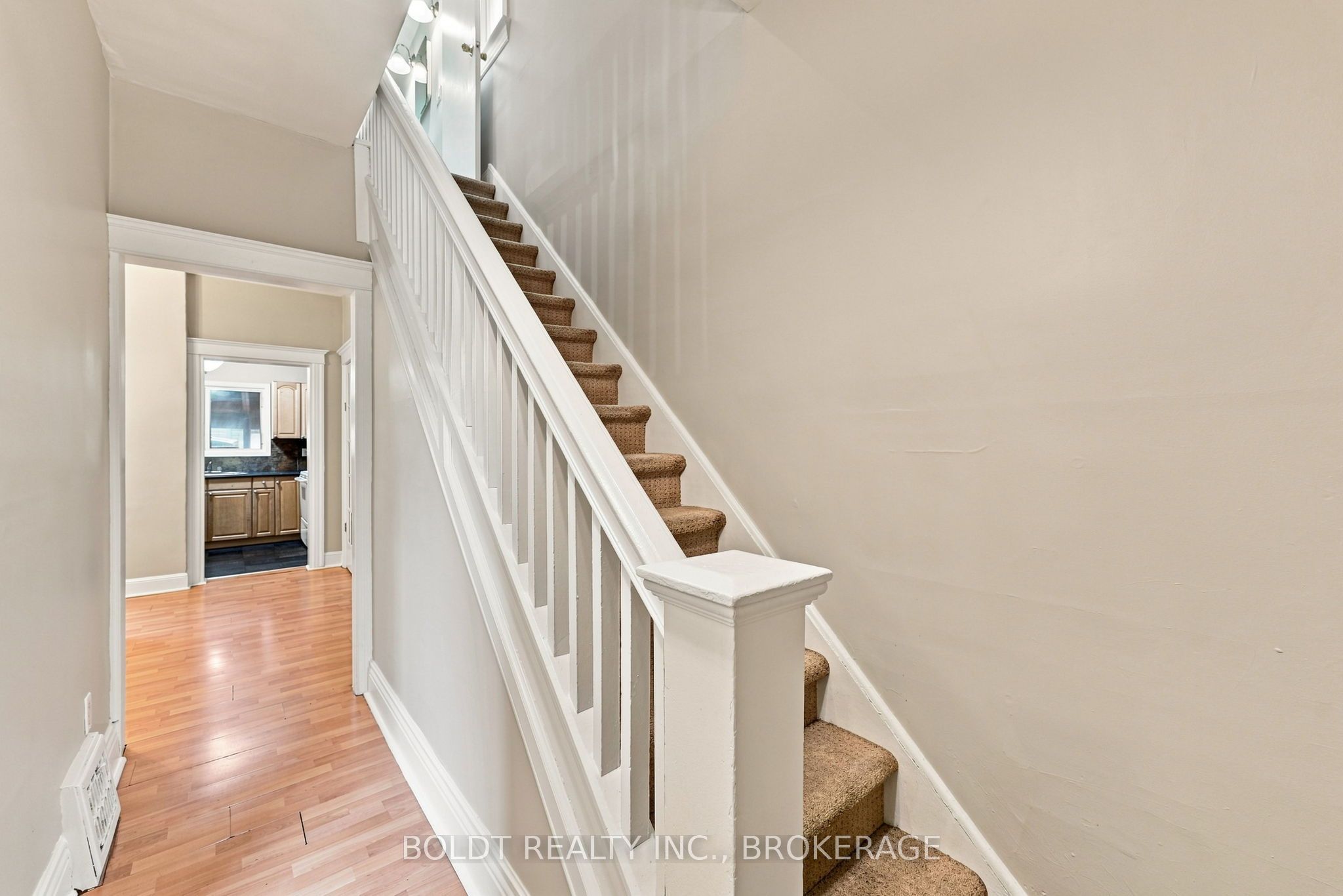 38 Mars Avenue Property Photo 6