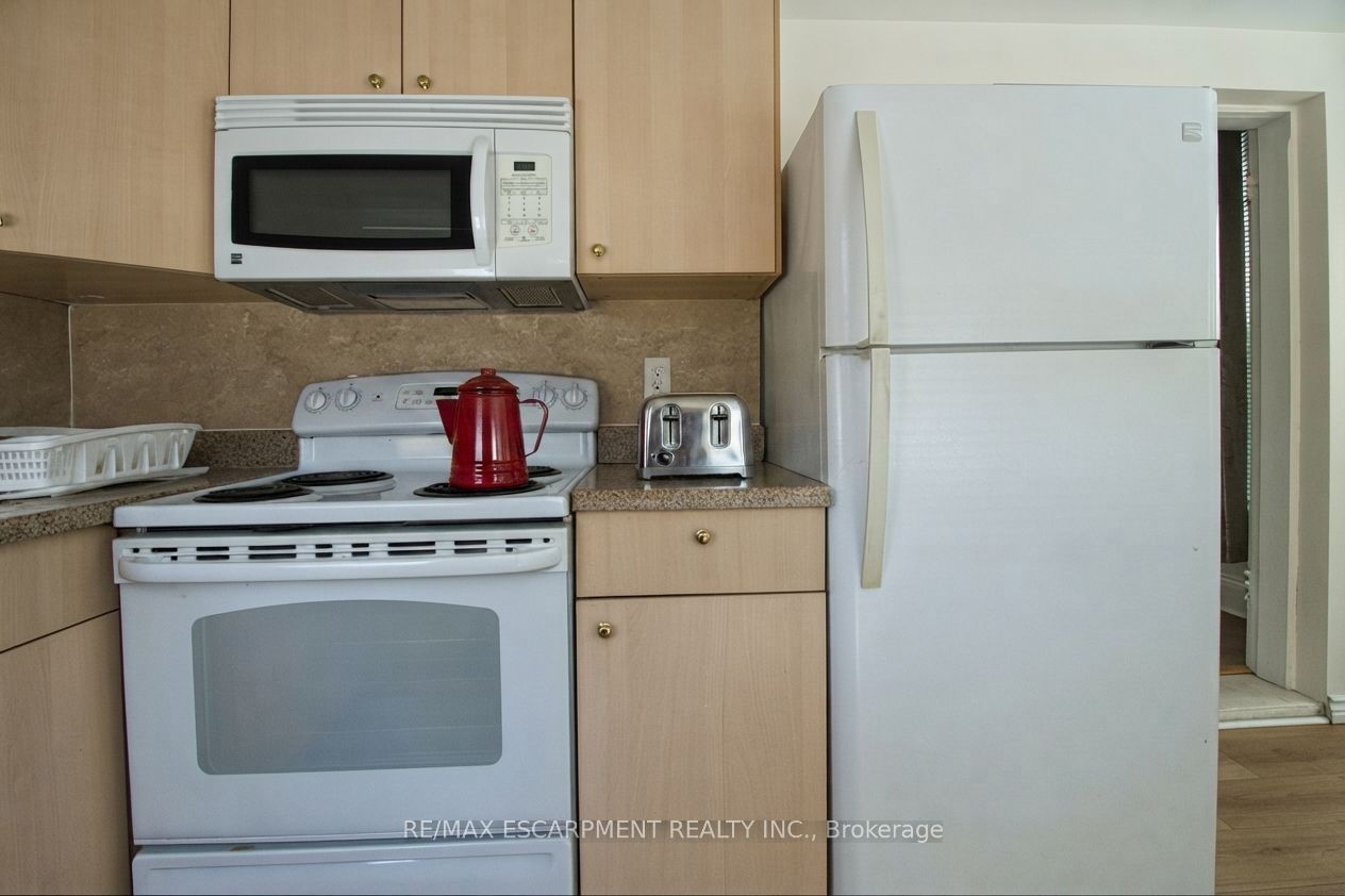 22 Blake Street Property Photo 25