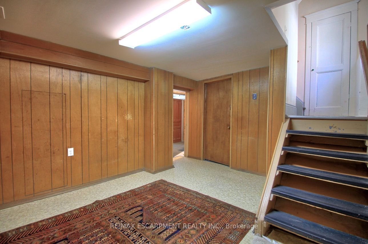 22 Blake Street Property Photo 39
