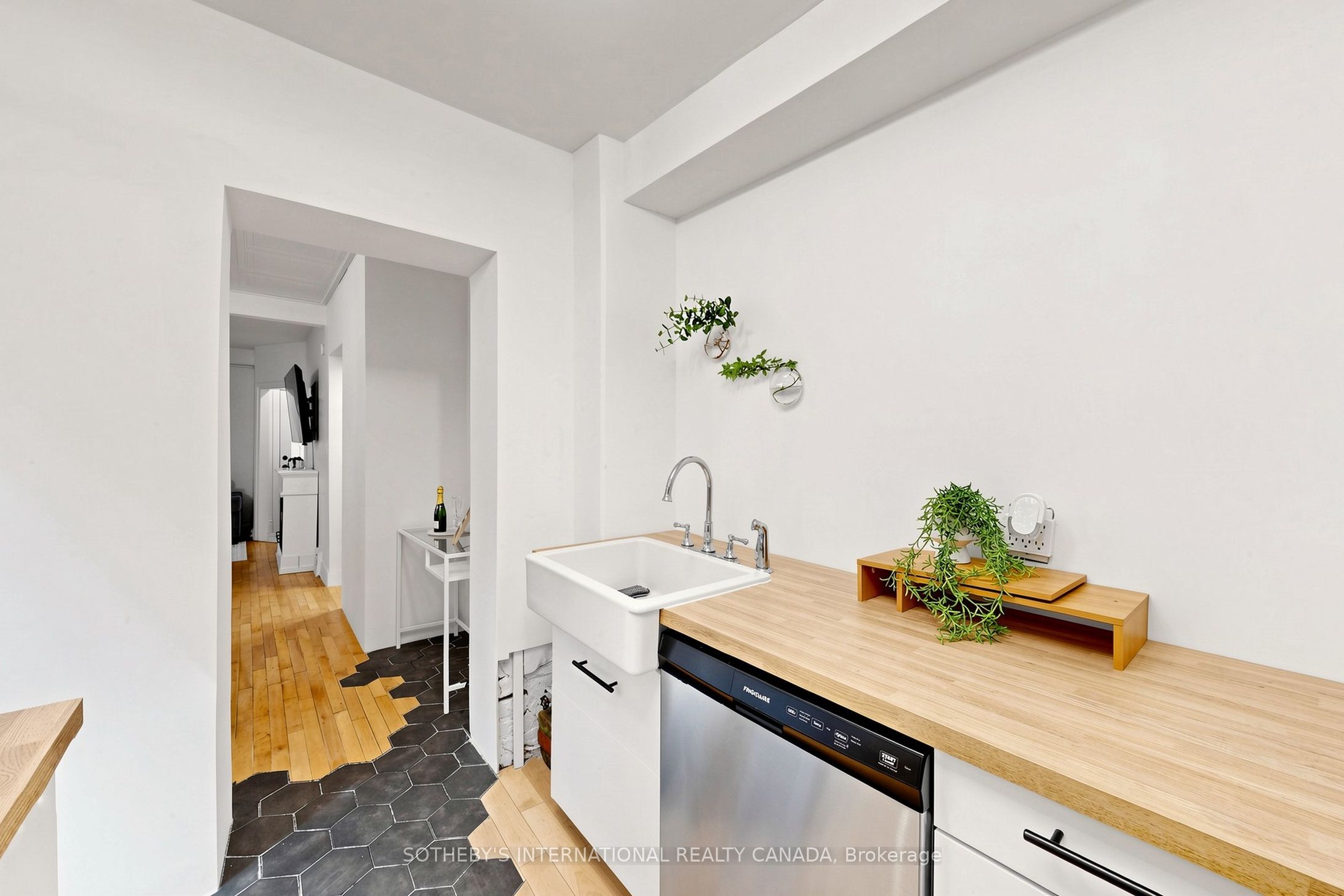 24 Patrick Street Property Photo 13