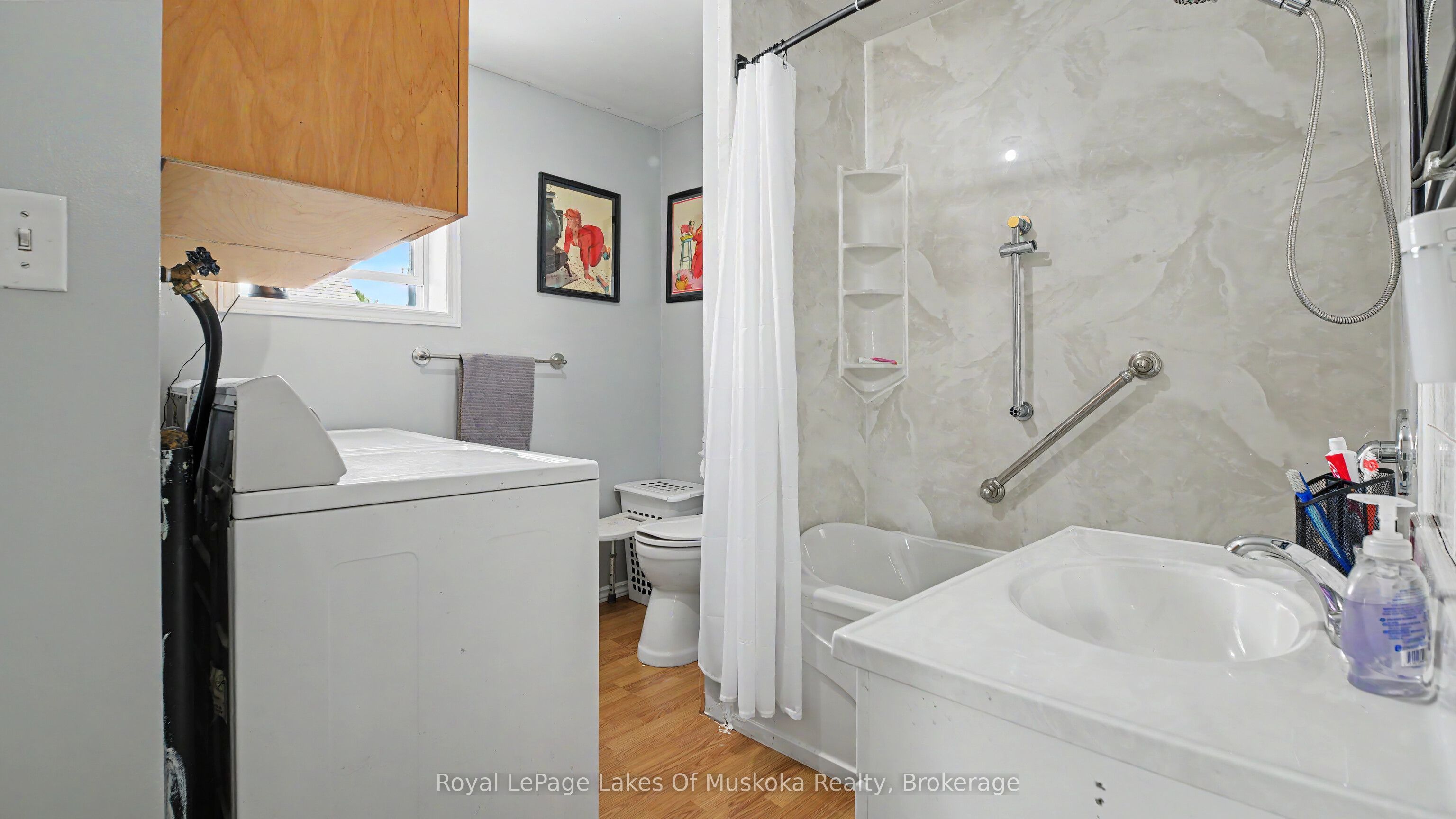 7 Maple Street Property Photo 12
