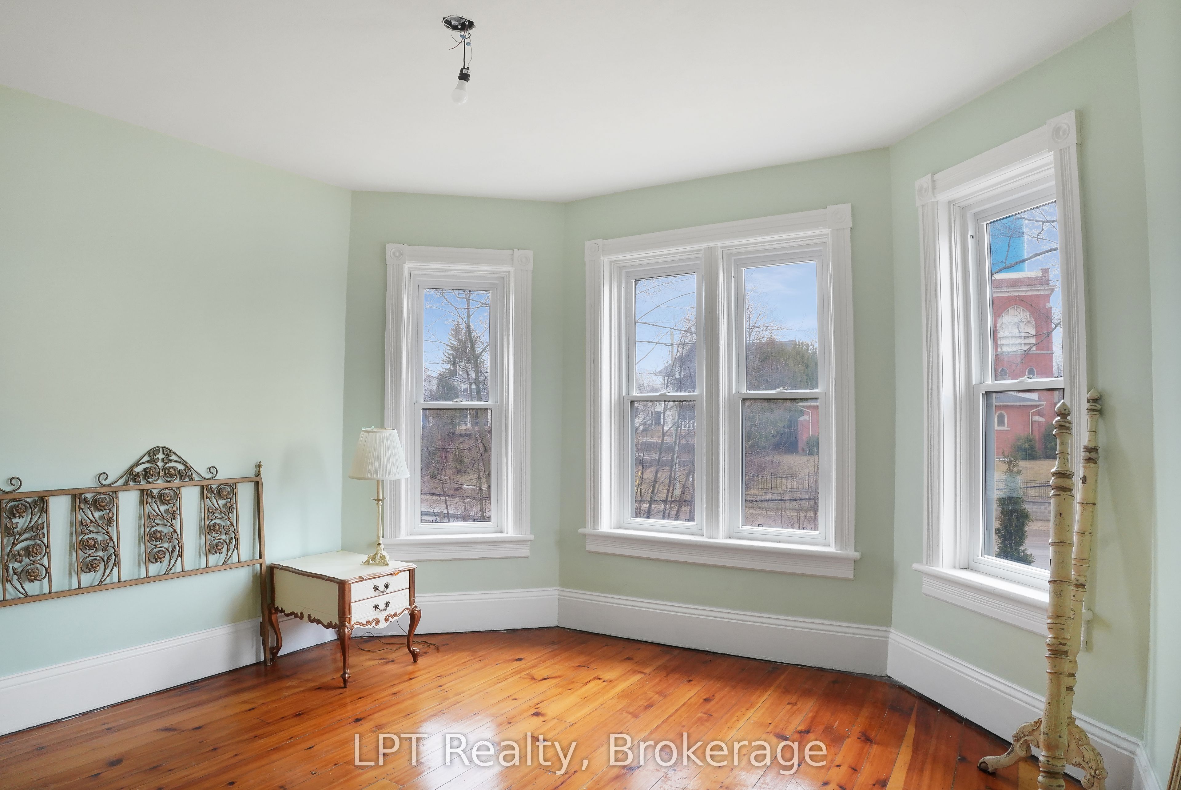 254 High Street Property Photo 28