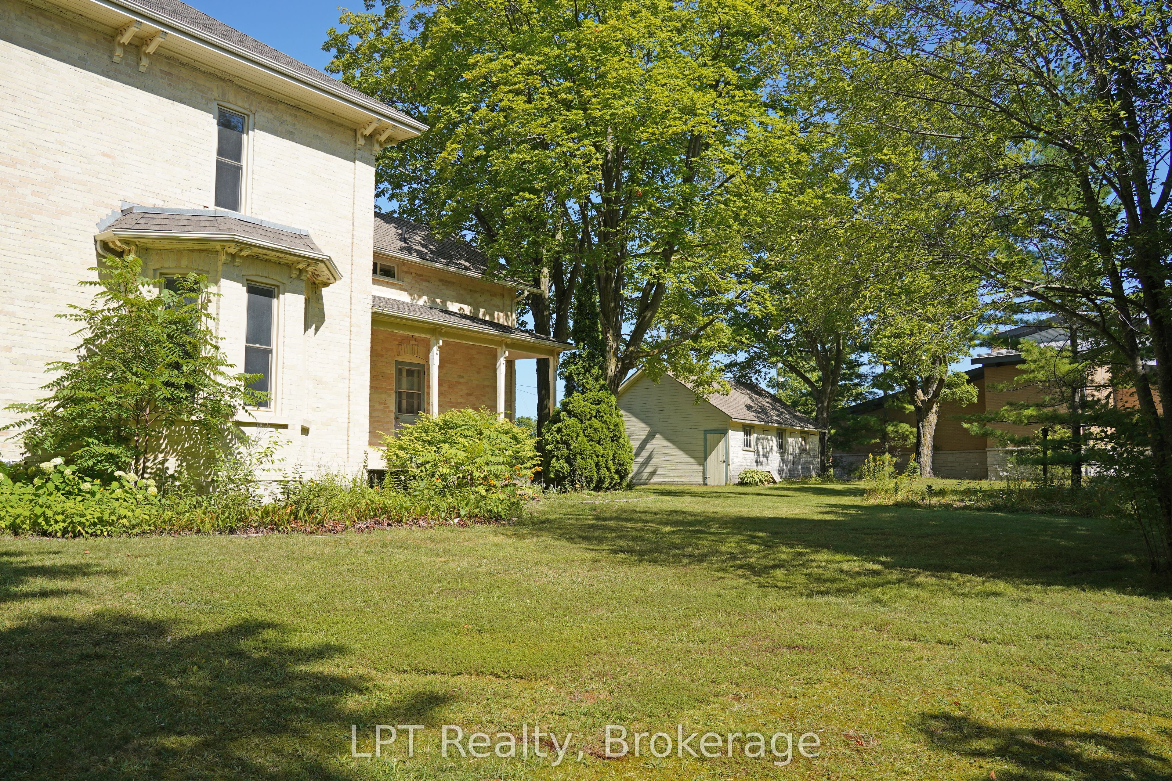 254 High Street Property Photo 41
