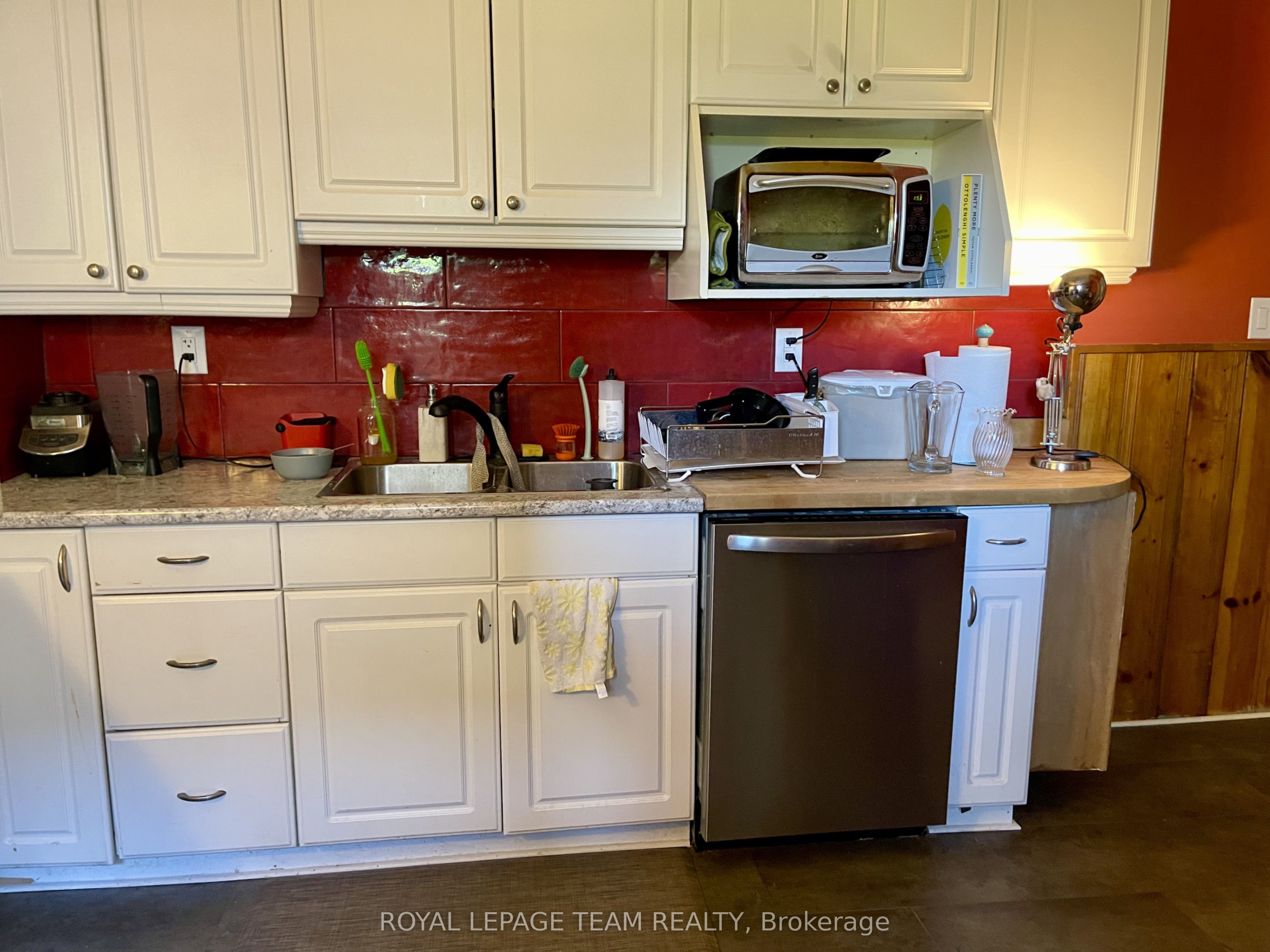 60 Herridge Street Property Photo 5