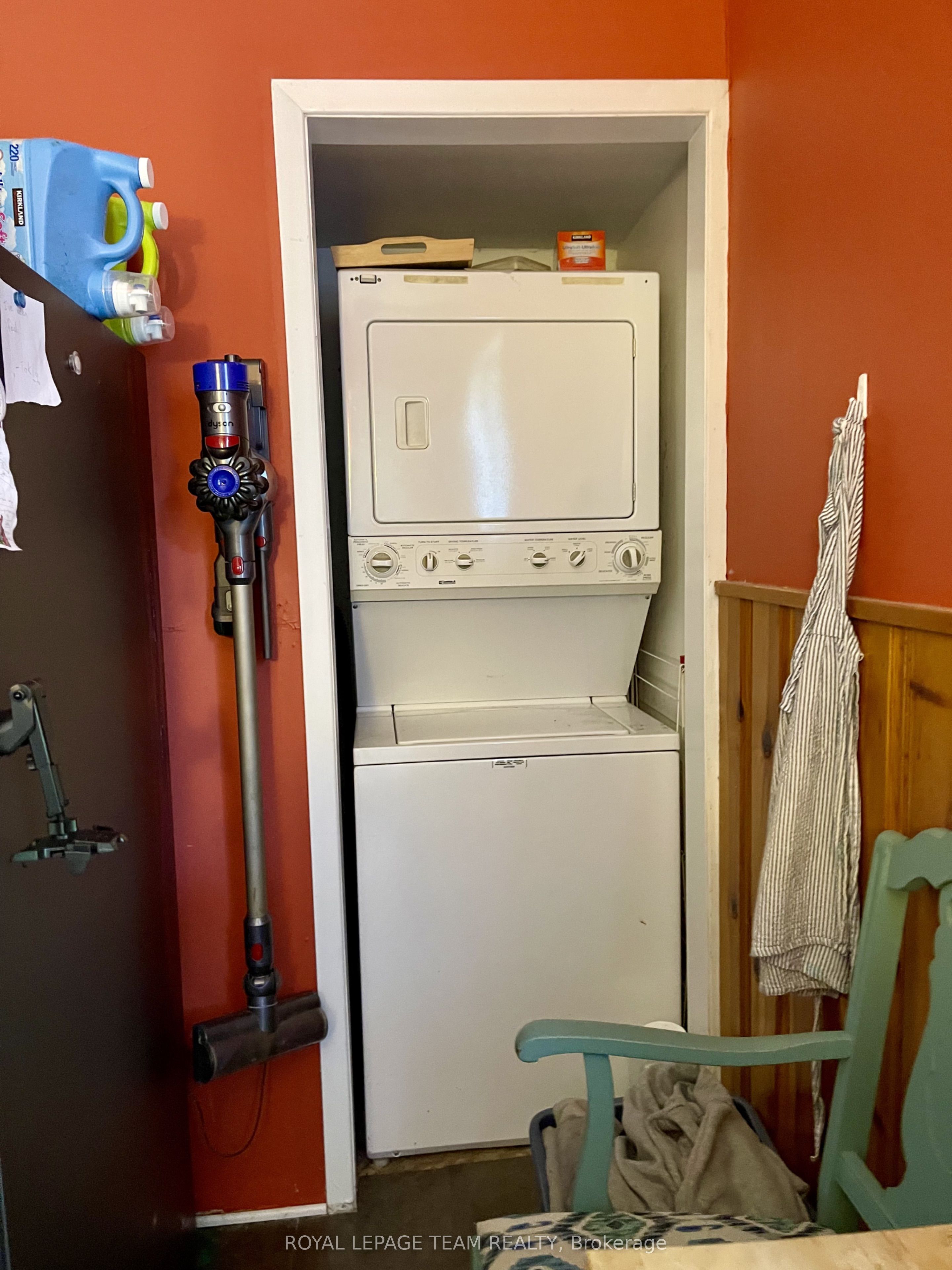 60 Herridge Street Property Photo 8
