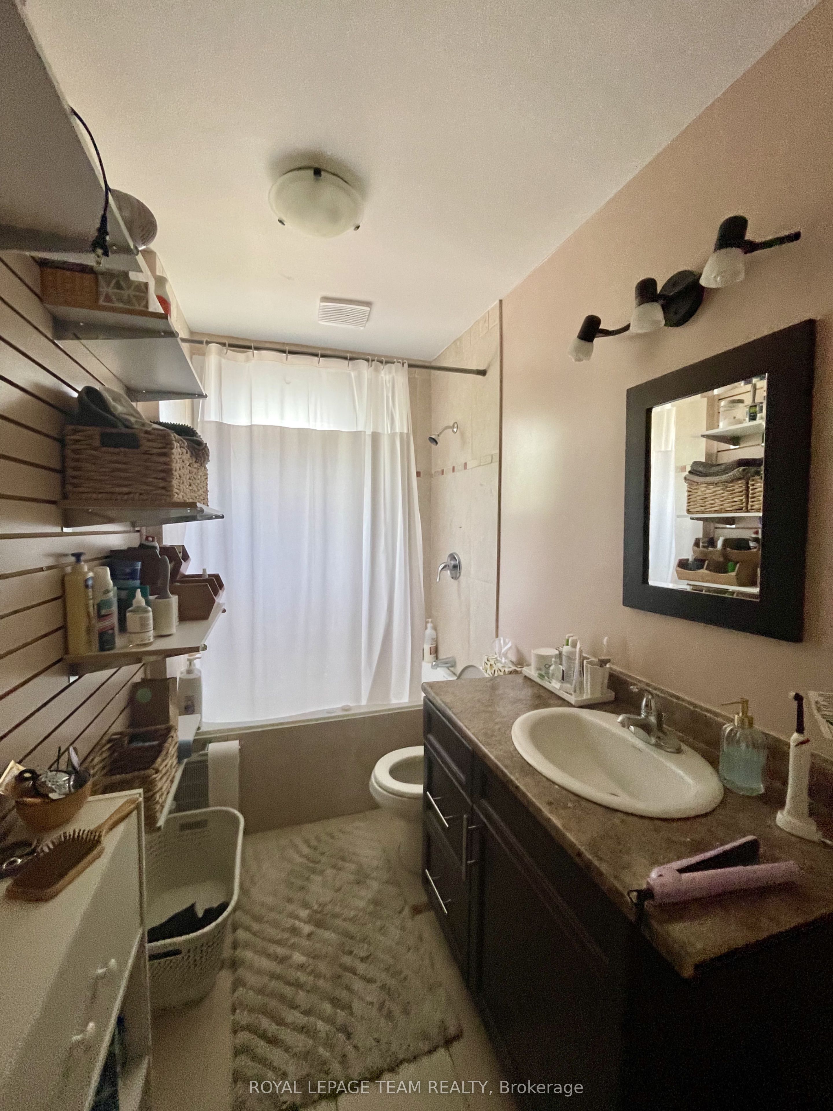 60 Herridge Street Property Photo 12
