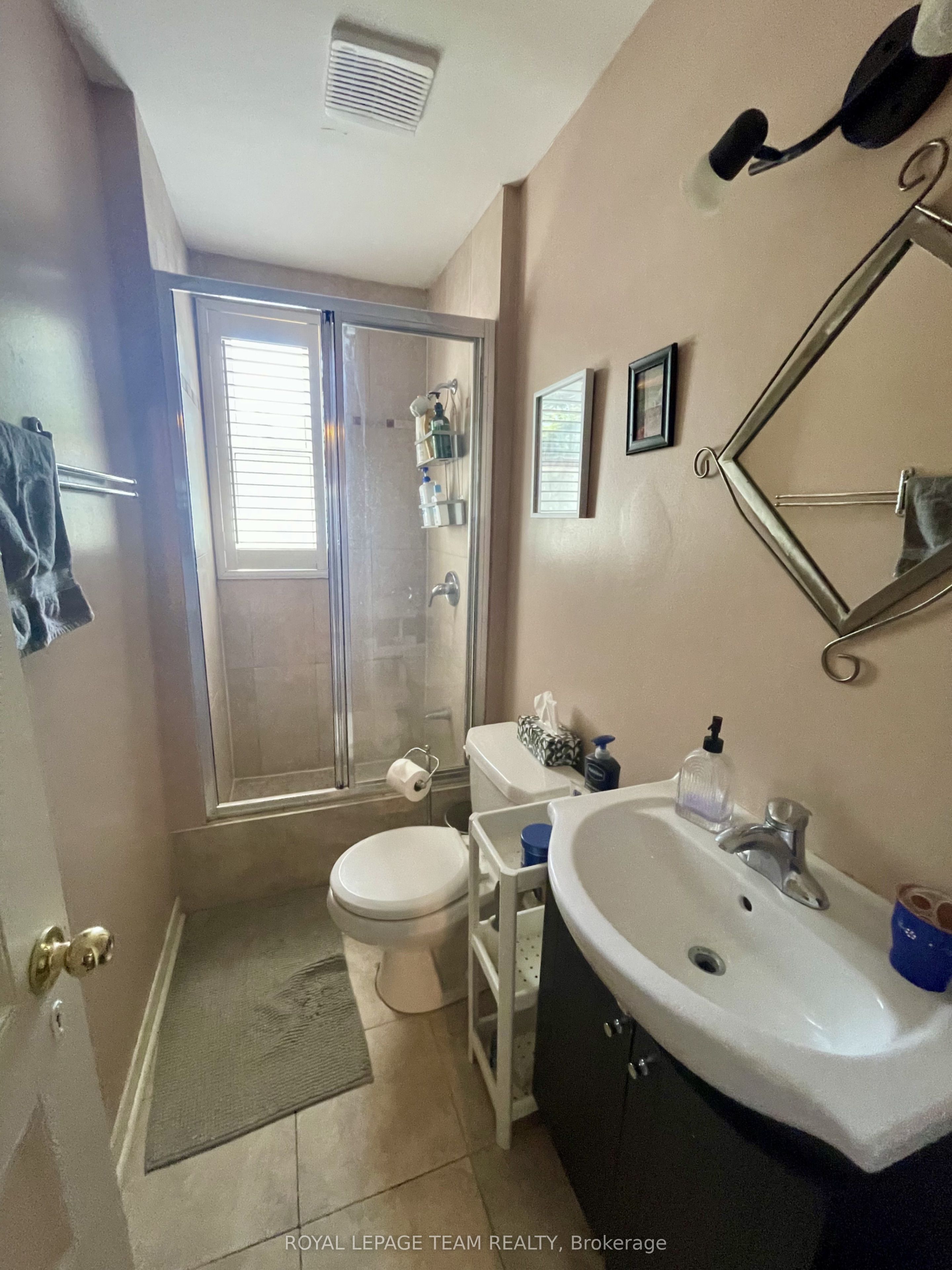 60 Herridge Street Property Photo 15