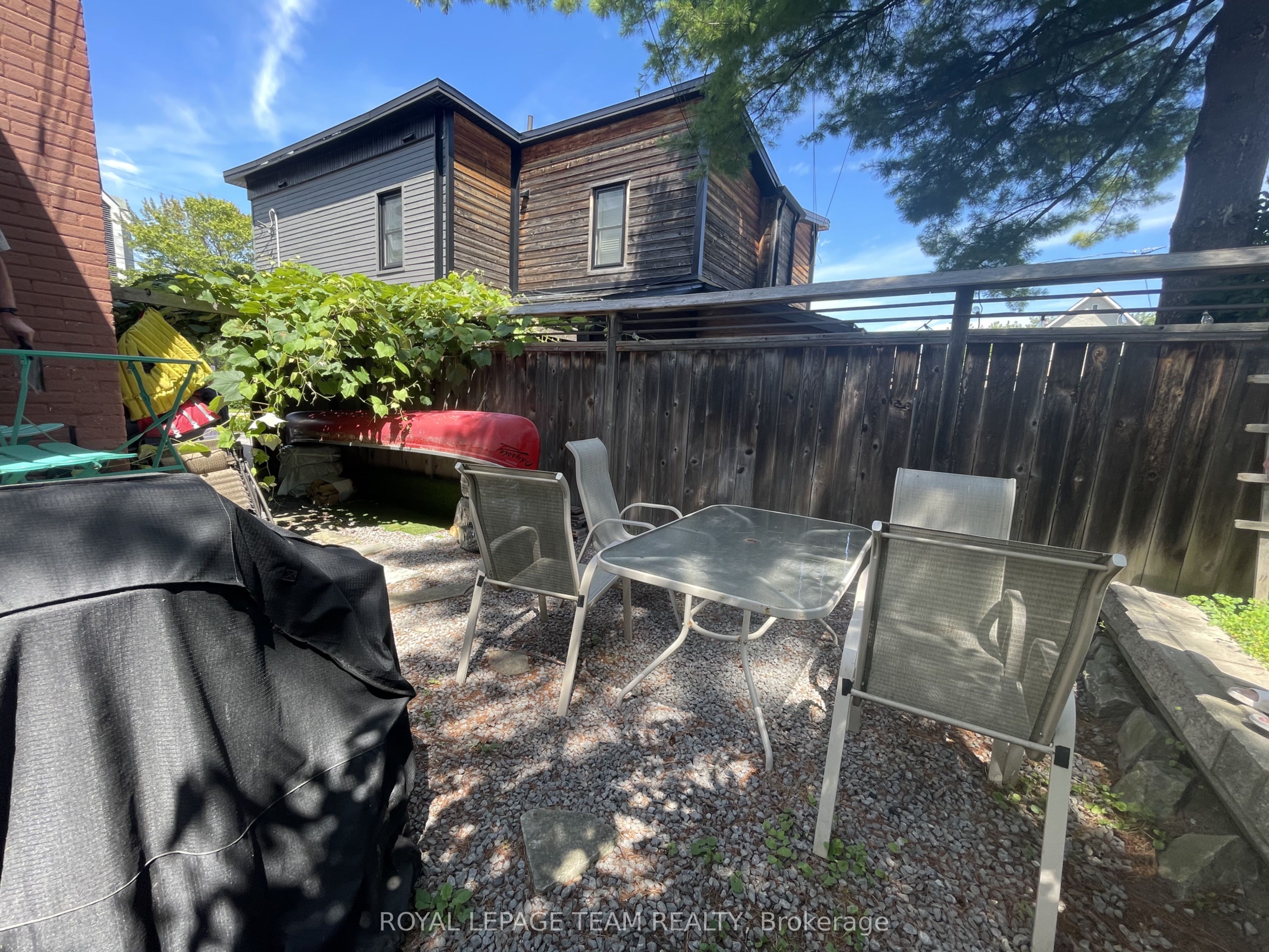 60 Herridge Street Property Photo 18