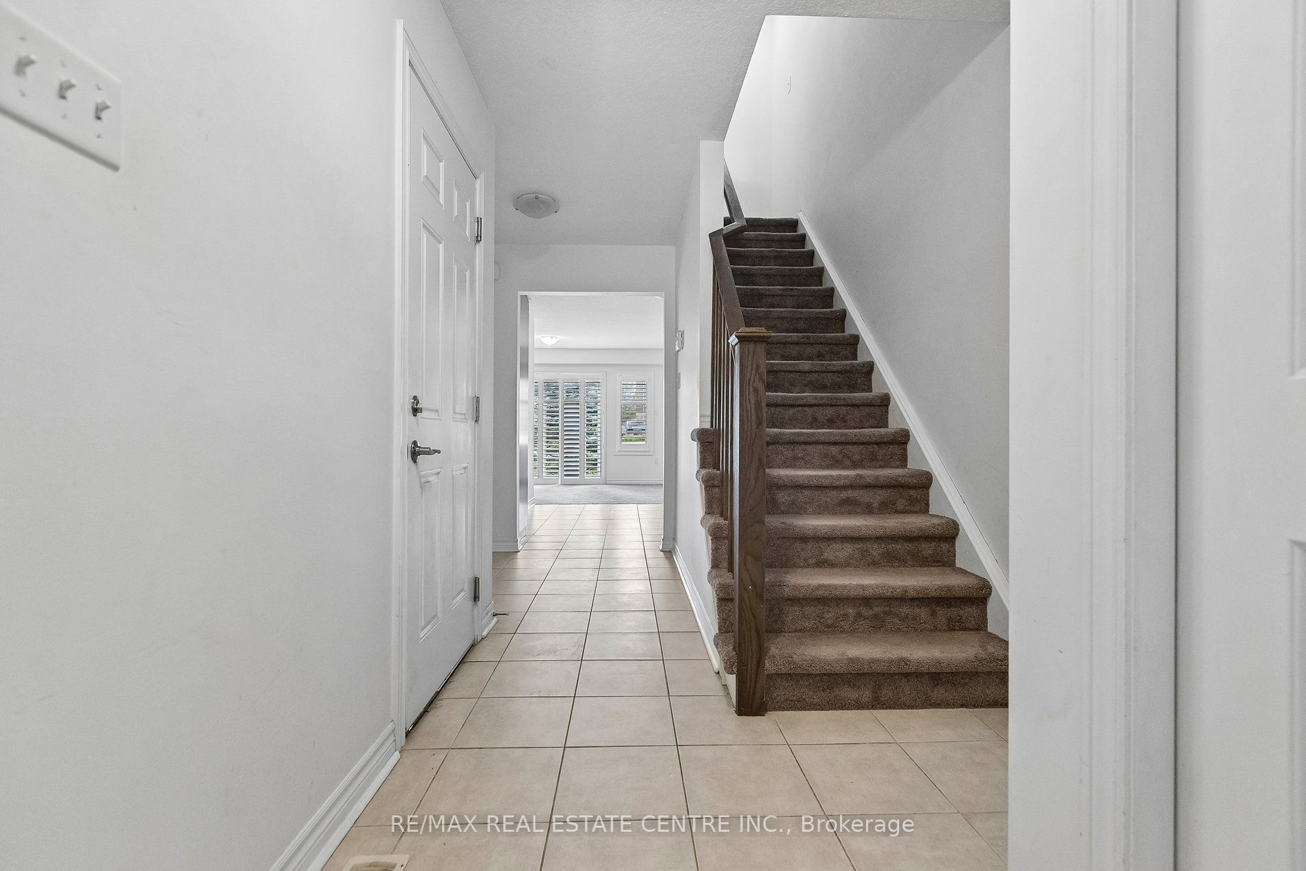 30 Oldfield Drive 30 Property Photo 6