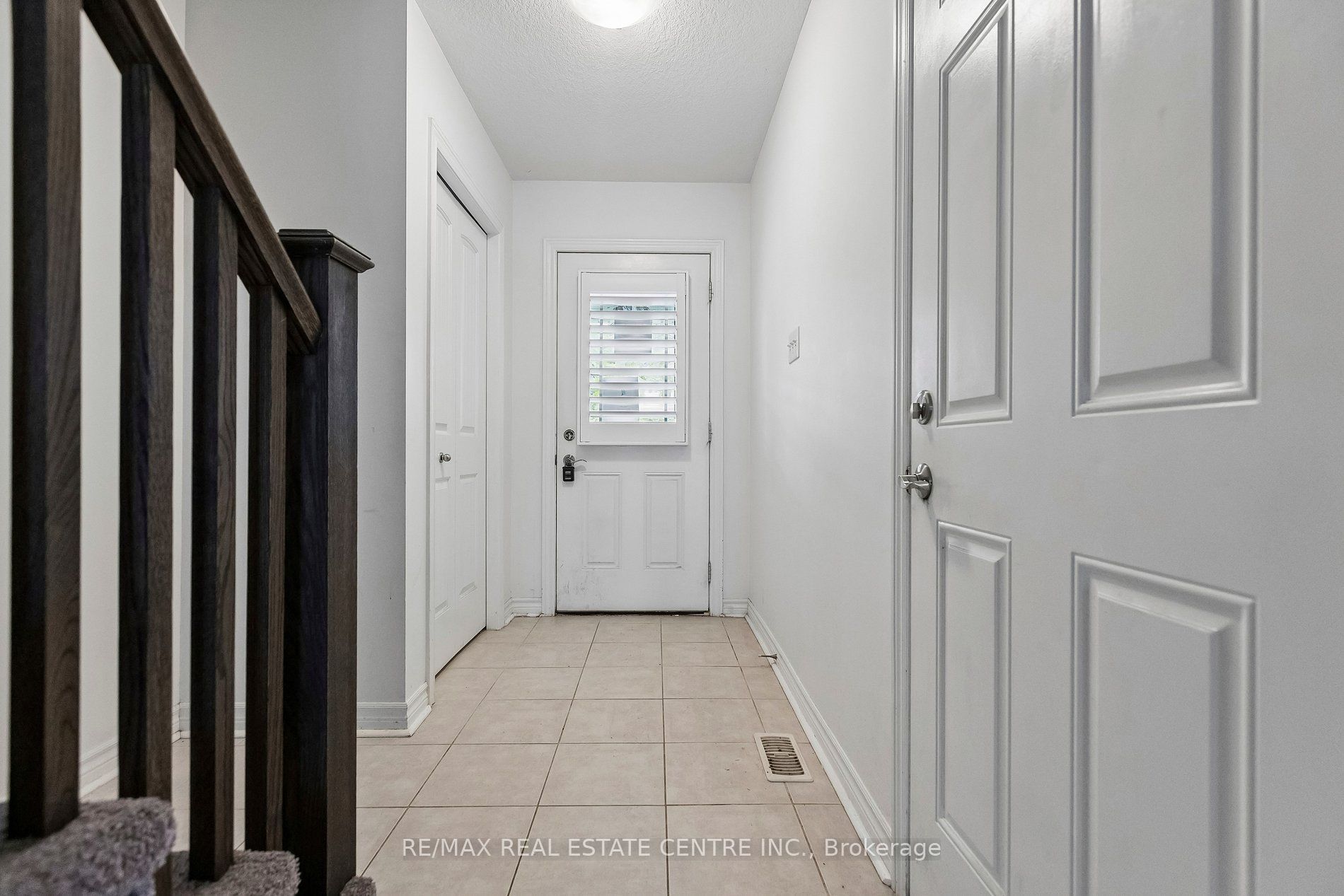 30 Oldfield Drive 30 Property Photo 8