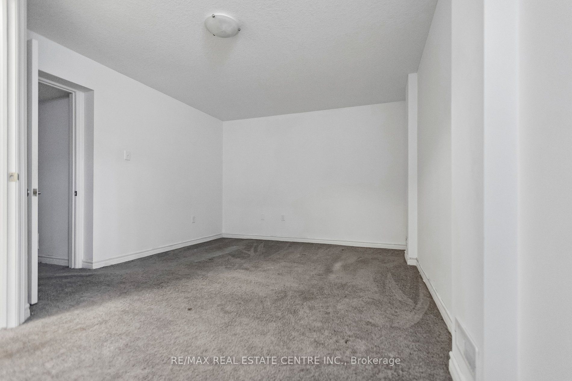 30 Oldfield Drive 30 Property Photo 42