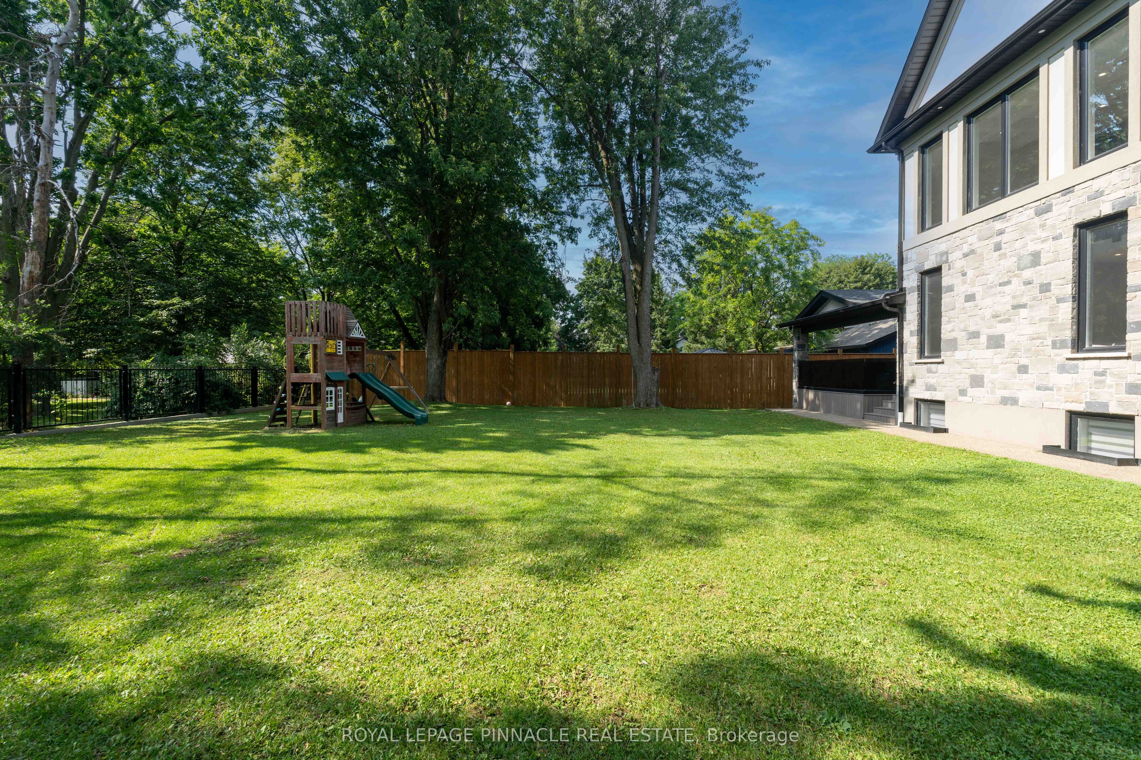 138 Woolwich Street S Property Photo 45